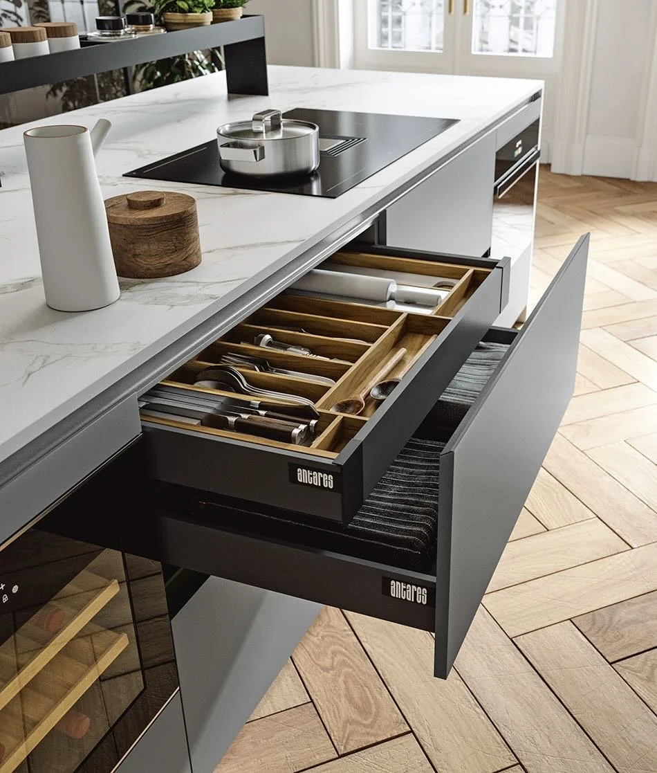 Antares Cucine MK18_P Italian modern kitchen close-up of open soft-close drawers with wooden cutlery organizer and premium interior at ArkNova Interiors in Paphos Cyprus