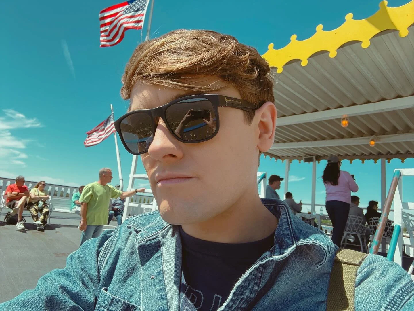 ☀️🌅🕶️