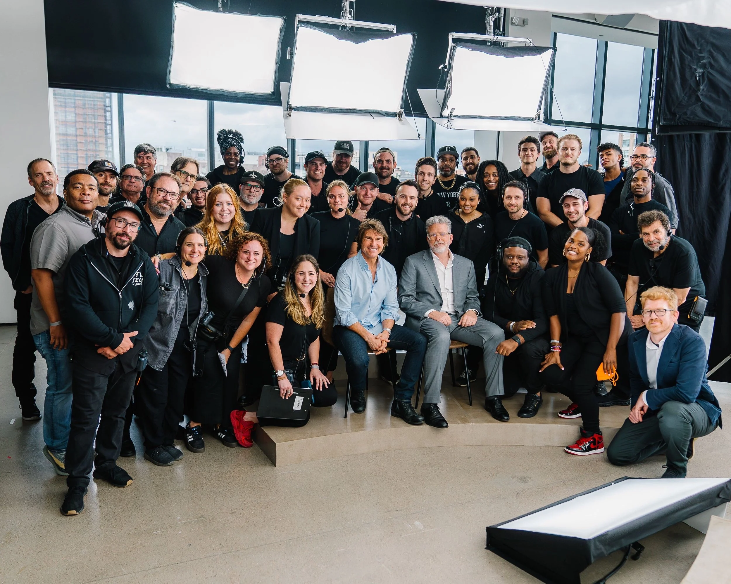 Crew Photo with Tom Cruise & Christopher McQuarrie during the American / Chinese social media campaign for Mission Impossible: Dead Reckoning.