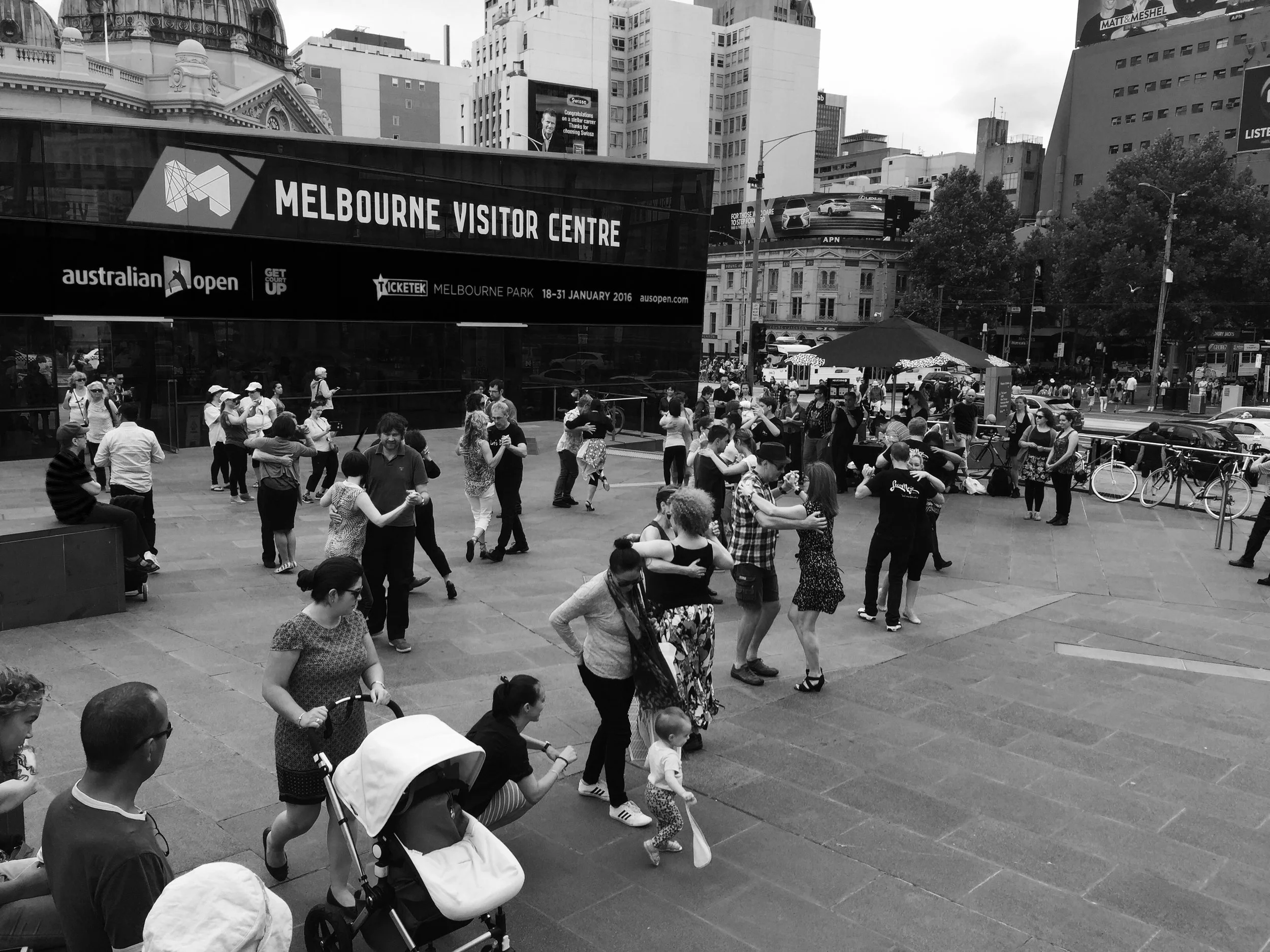 Touch in Tango as a Form of Contagion