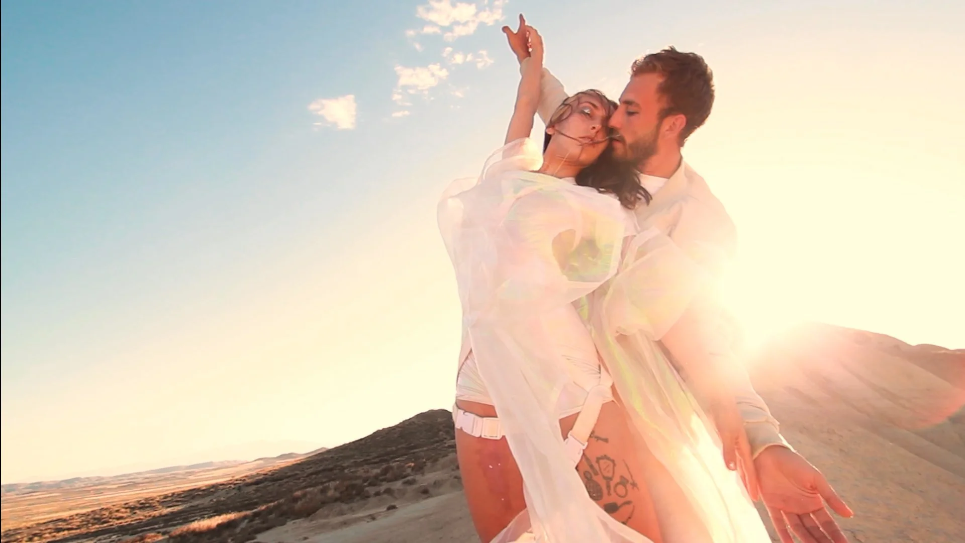 Victor Newman - Endless love.303_00.Still022.jpg