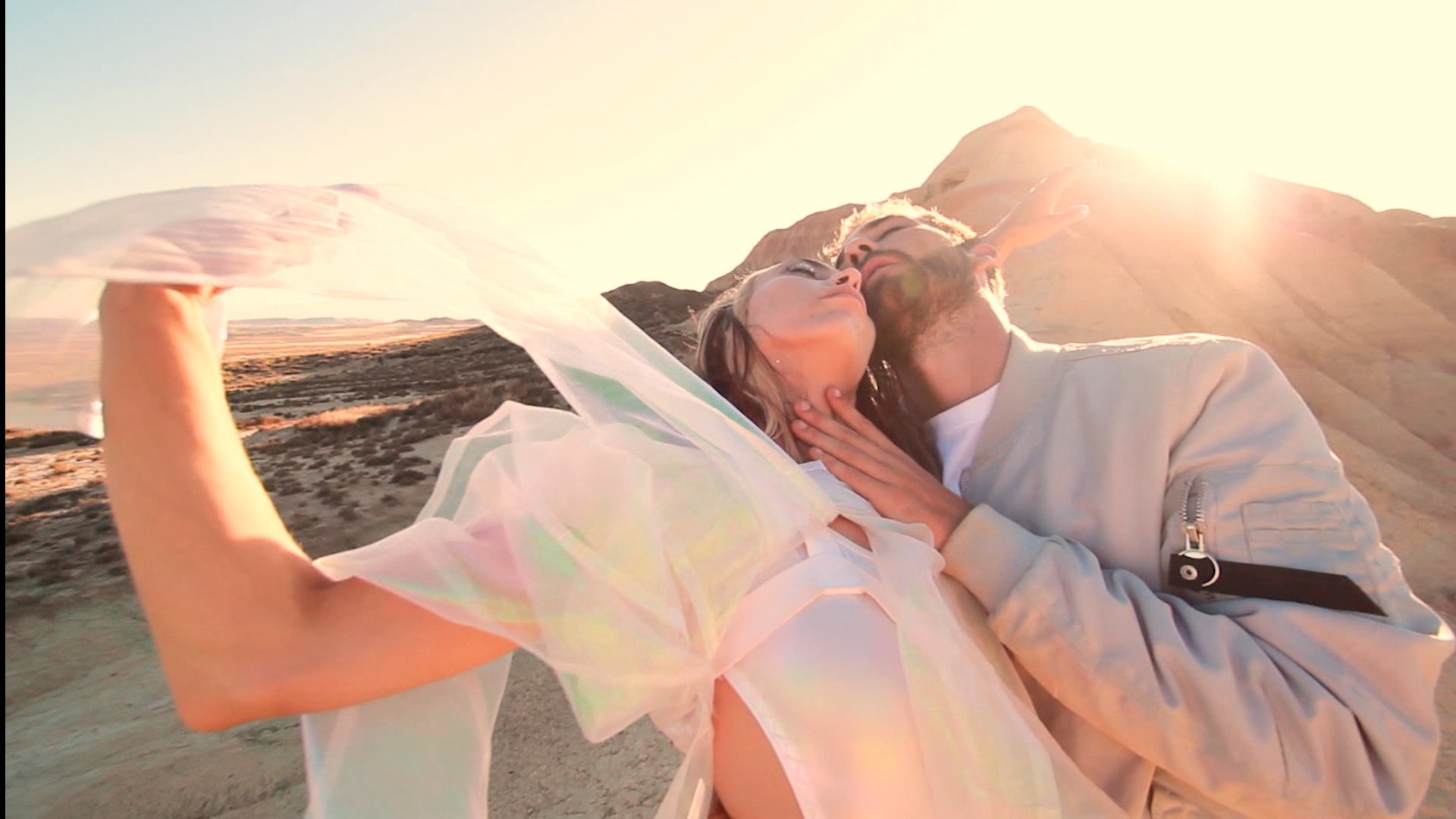 Victor Newman - Endless love.353_12.Still031.jpg