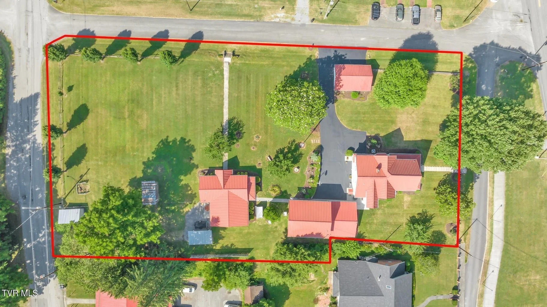 outline of property.jpg