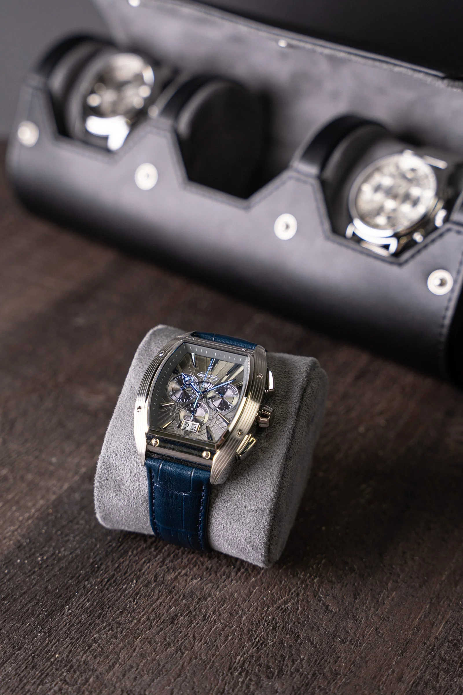 Gatsby In Box-22.jpg