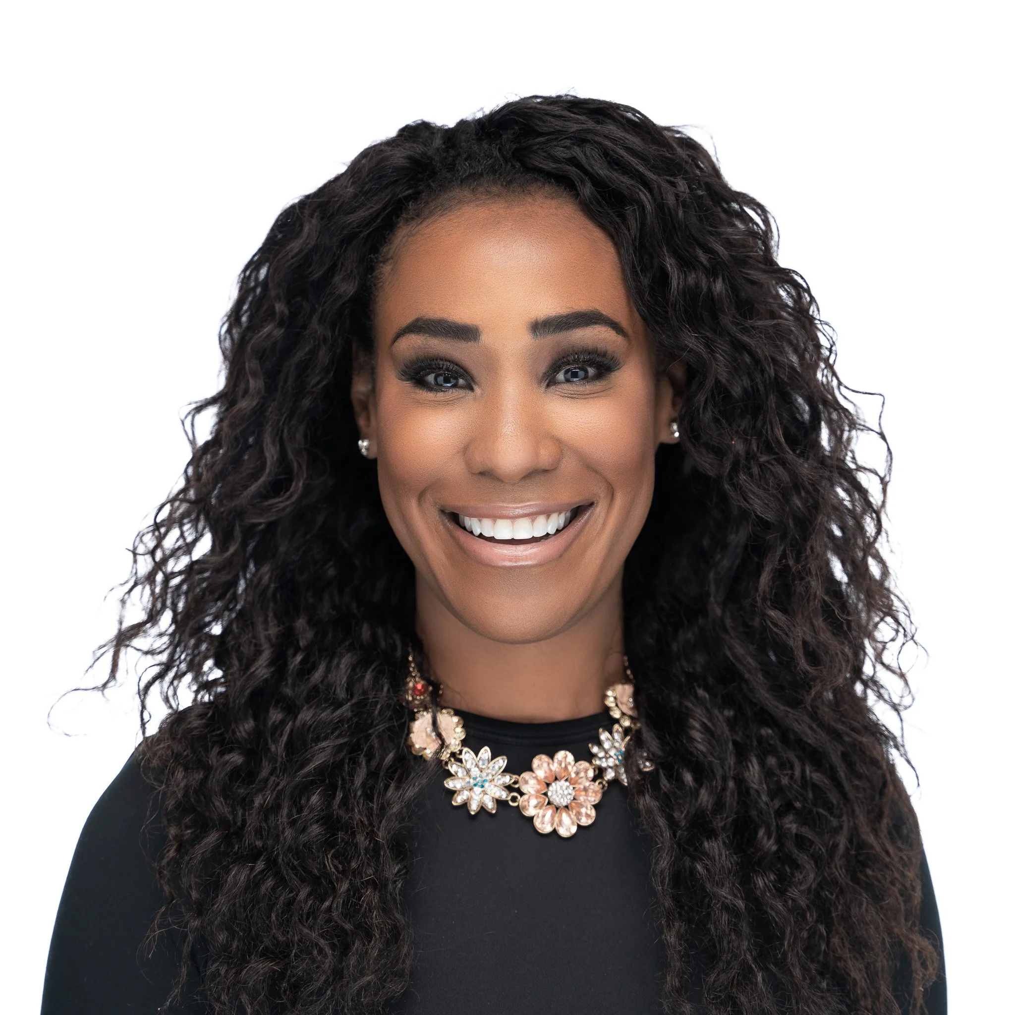 Victroria Oviedo.jpg