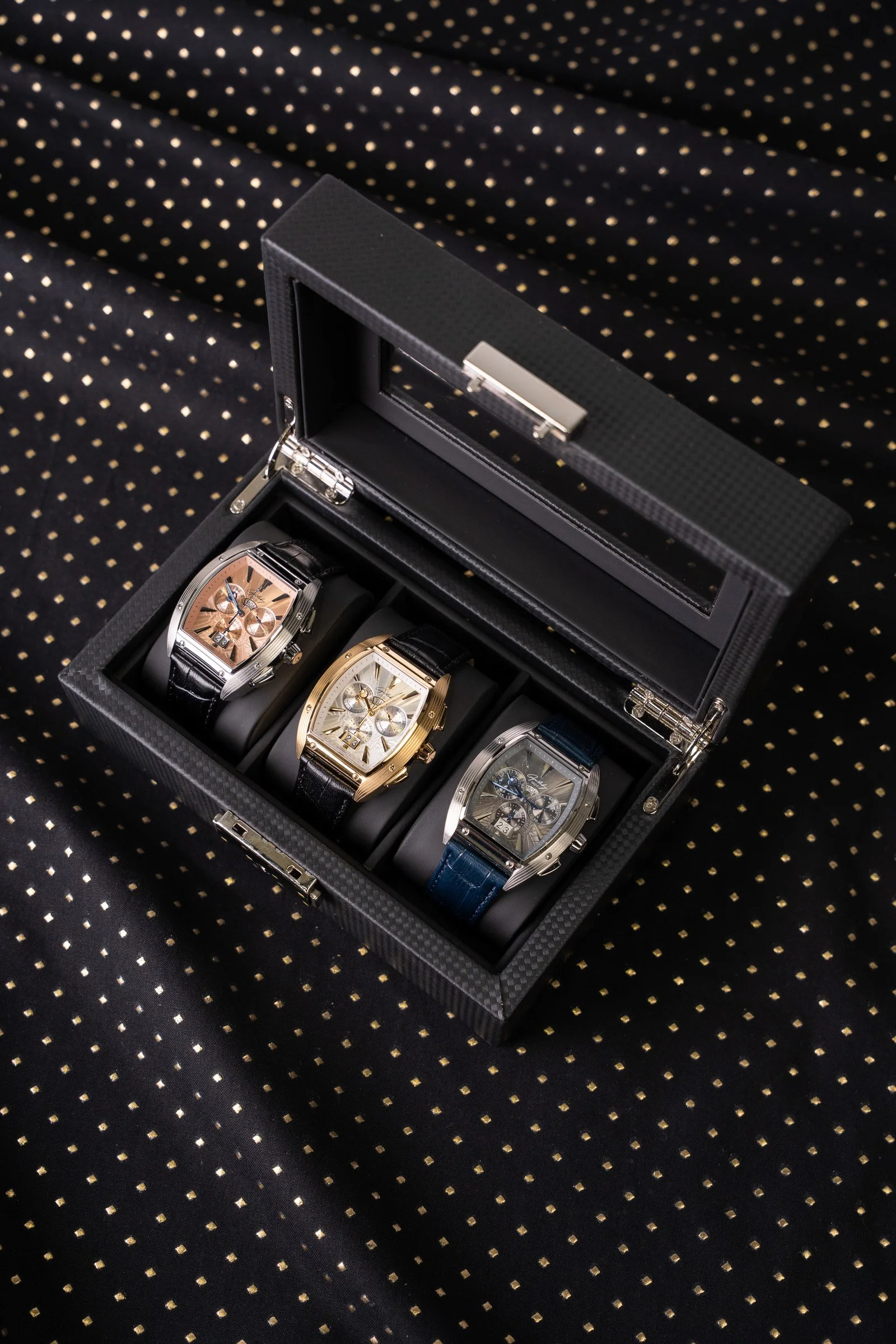 Gatsby In Box-05.jpg