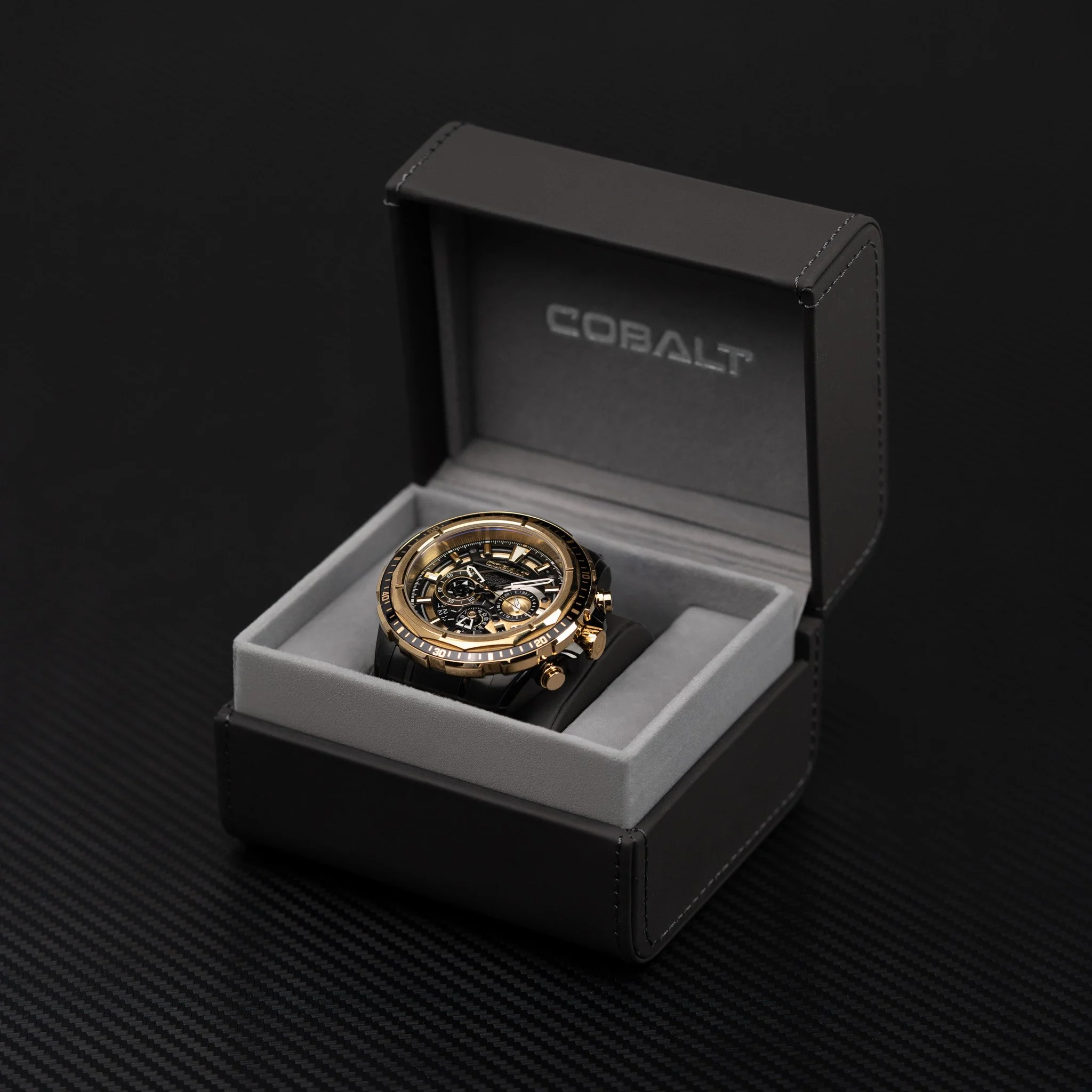 C1005C Fierce in box.jpg