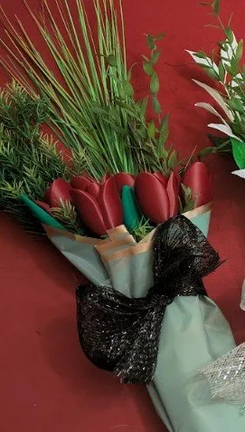 tulips bouquet.jpg