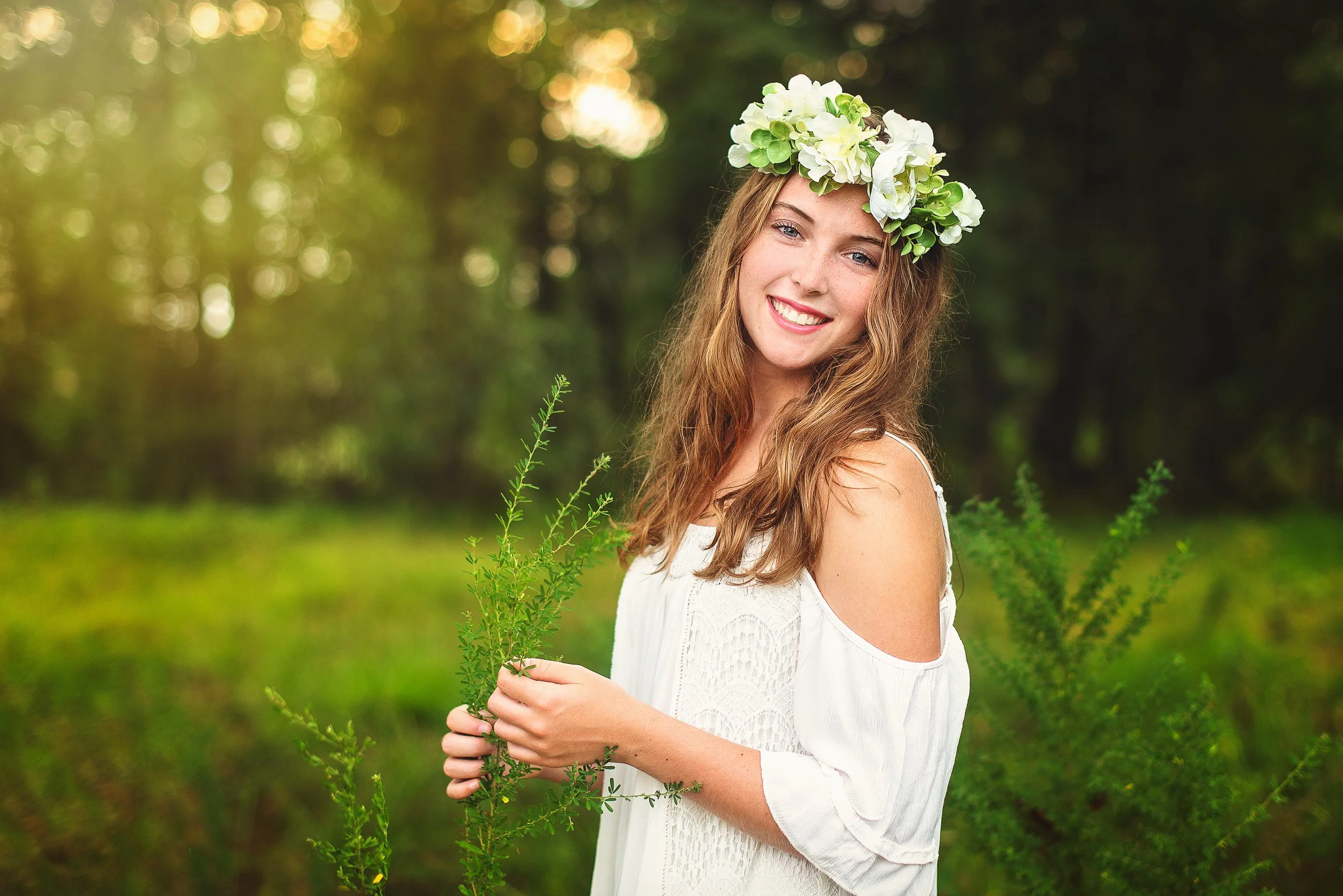 charlotte nc senior girl outdoor field green summer