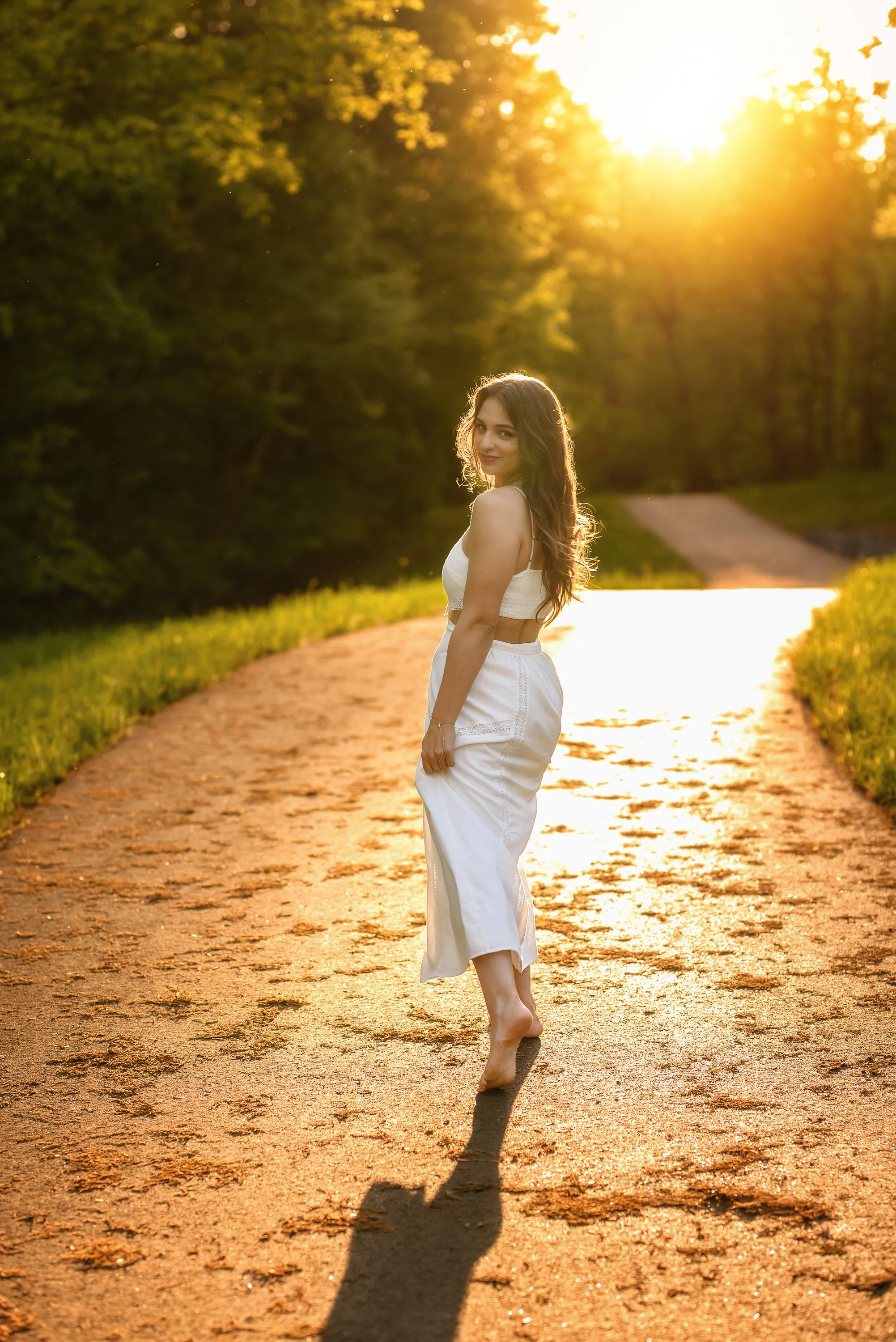 charlotte-nc-senior-photo-golden-hour-outdoors-10.jpg