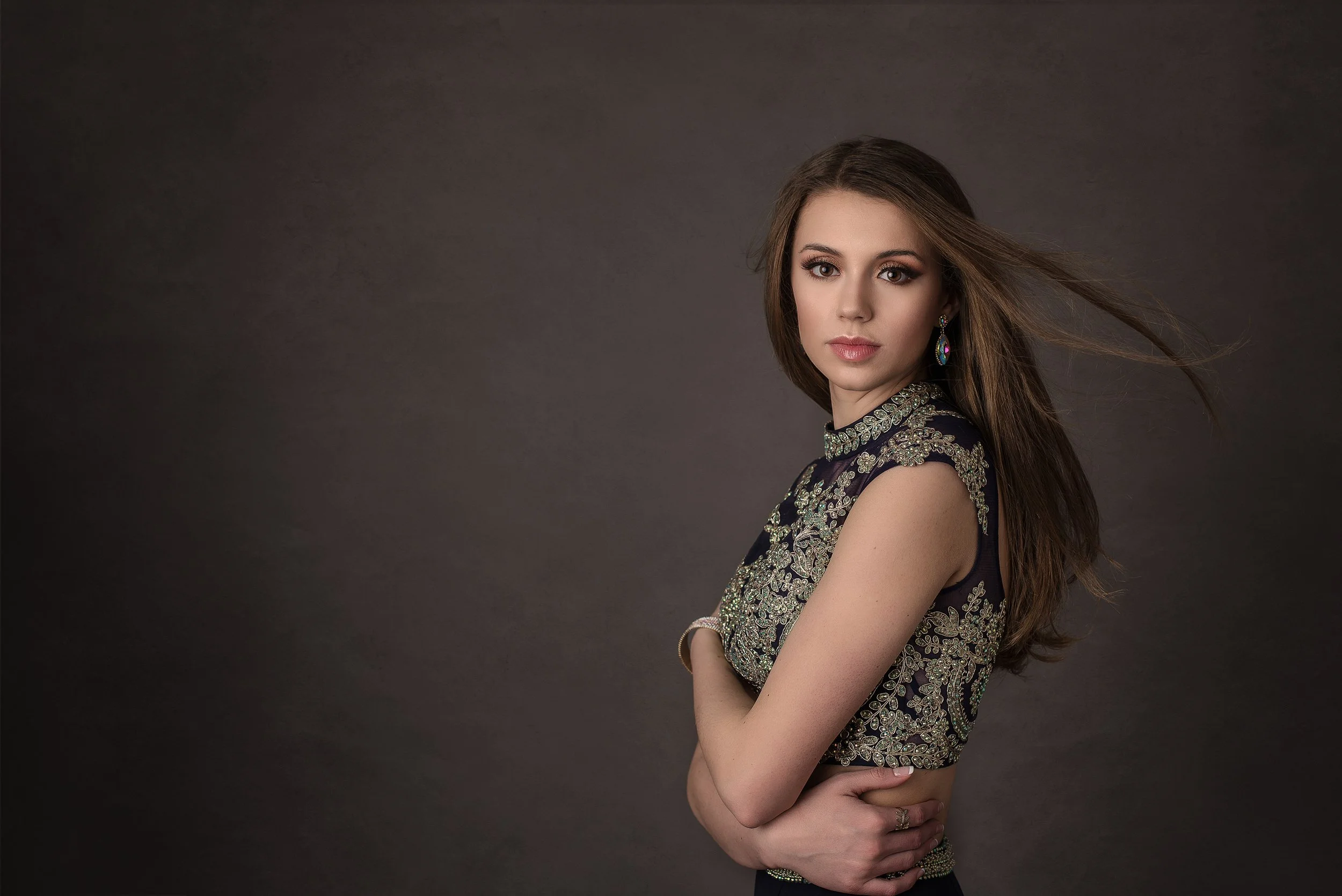 charlotte-nc-senior-photo-lighting-expert-outdoors-10.jpg