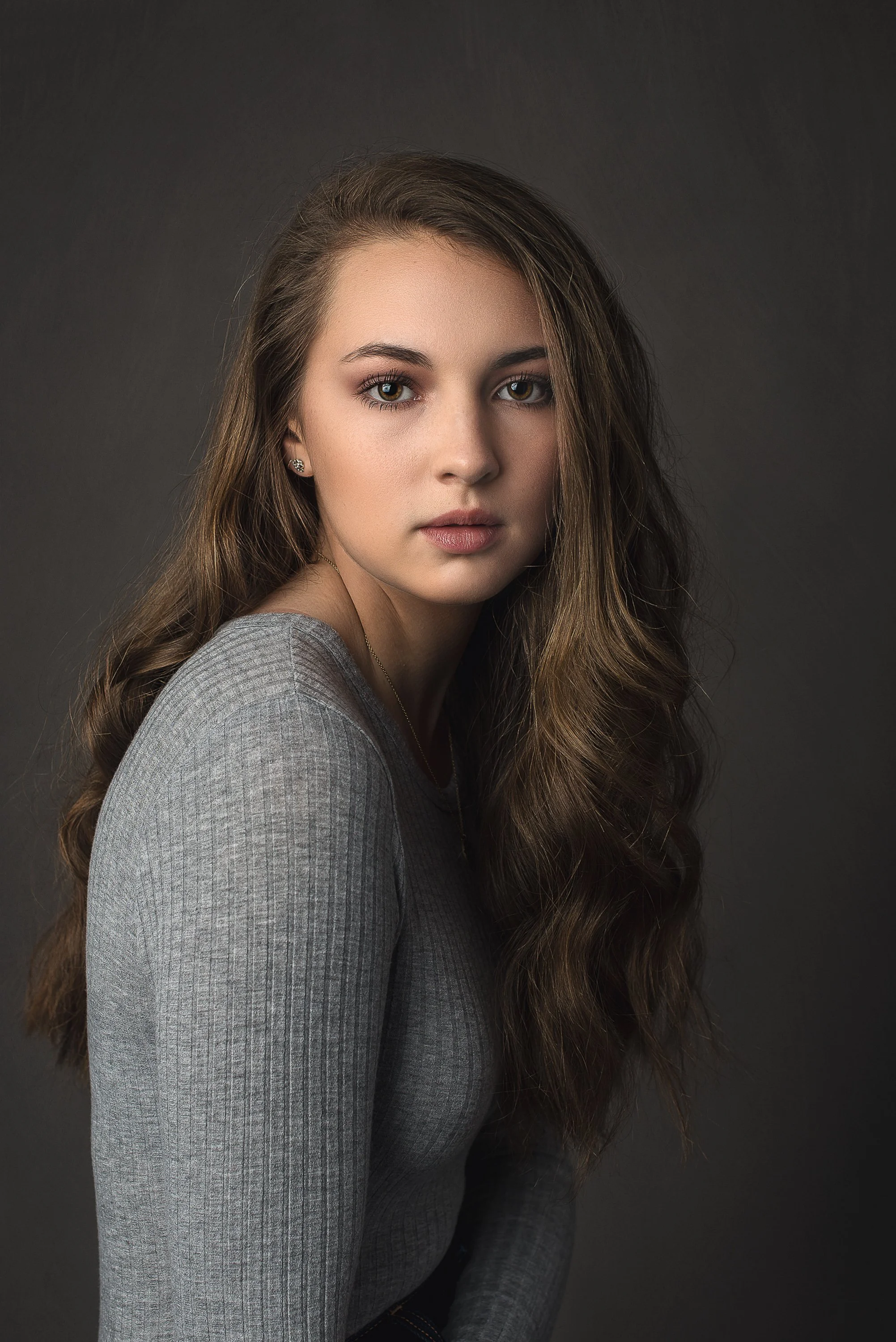 charlotte-nc-senior-photo-lighting-expert-outdoors-4.jpg