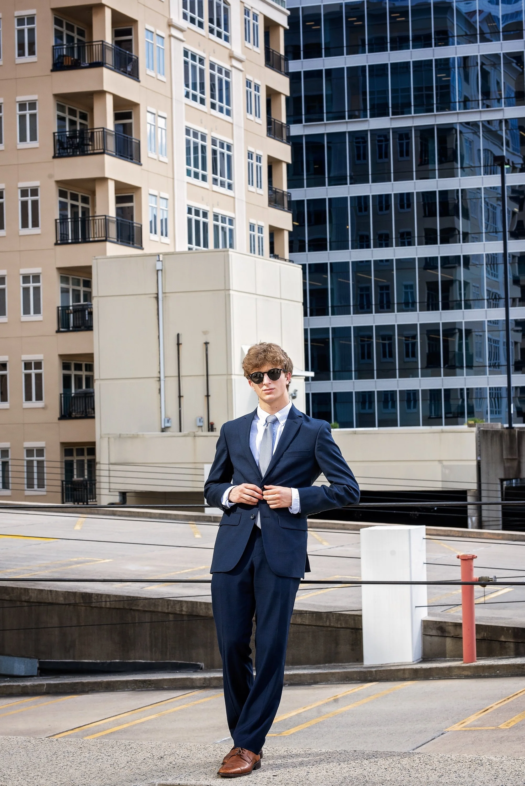 charlotte-nc-senior-portraits-uptown-city-skyline-2
