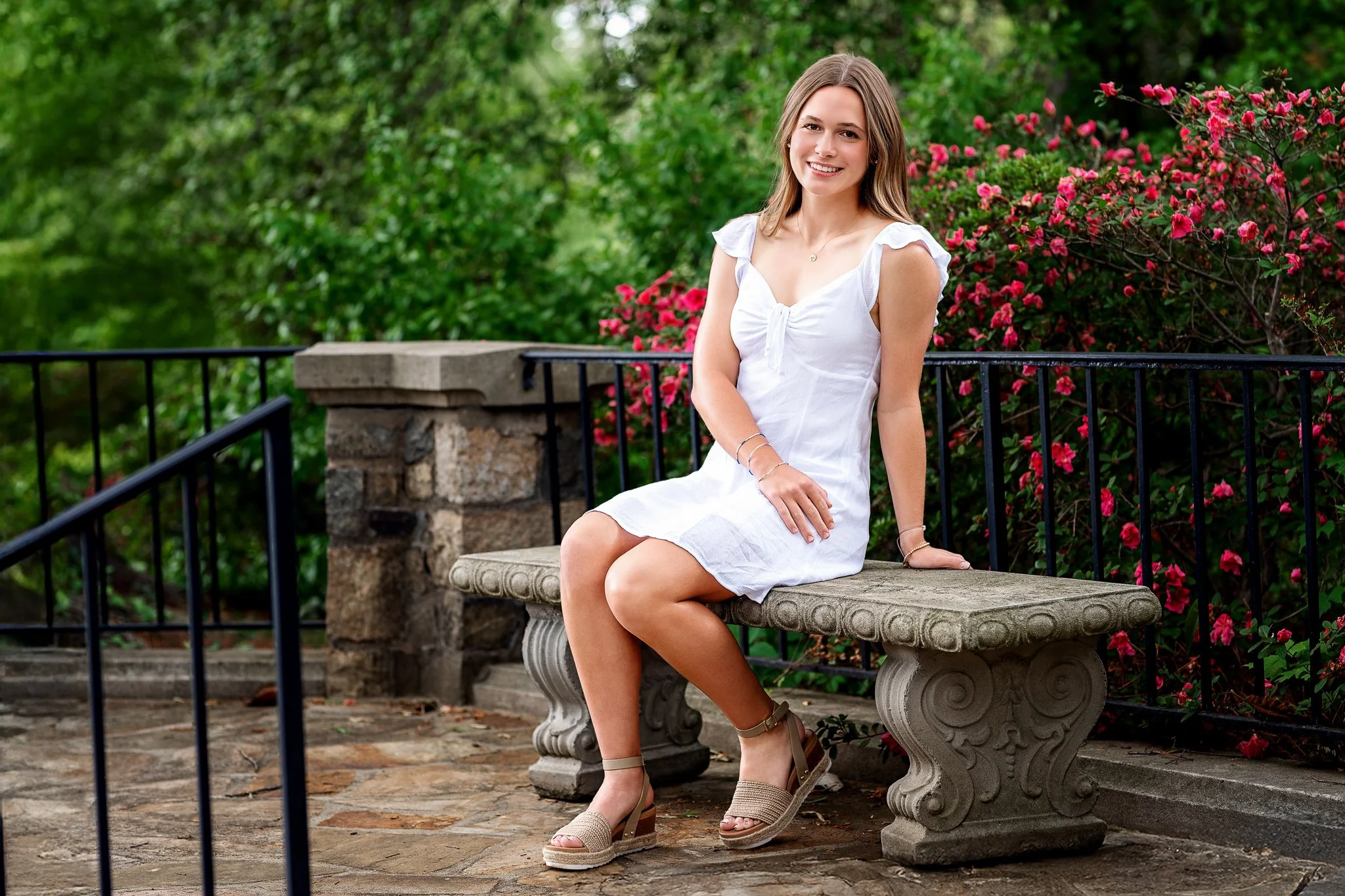 mount-pleasant-high-school-cap-and-gown-photos.2.jpg