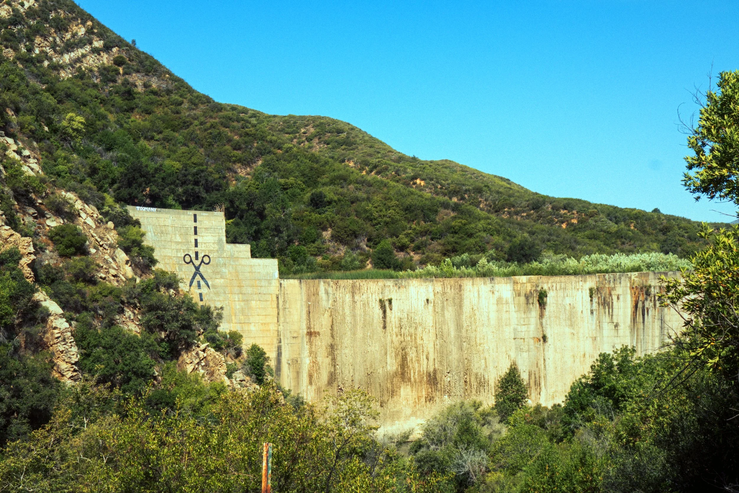 A photo of Matilija Dam by Christopher D. Cantu Lemus