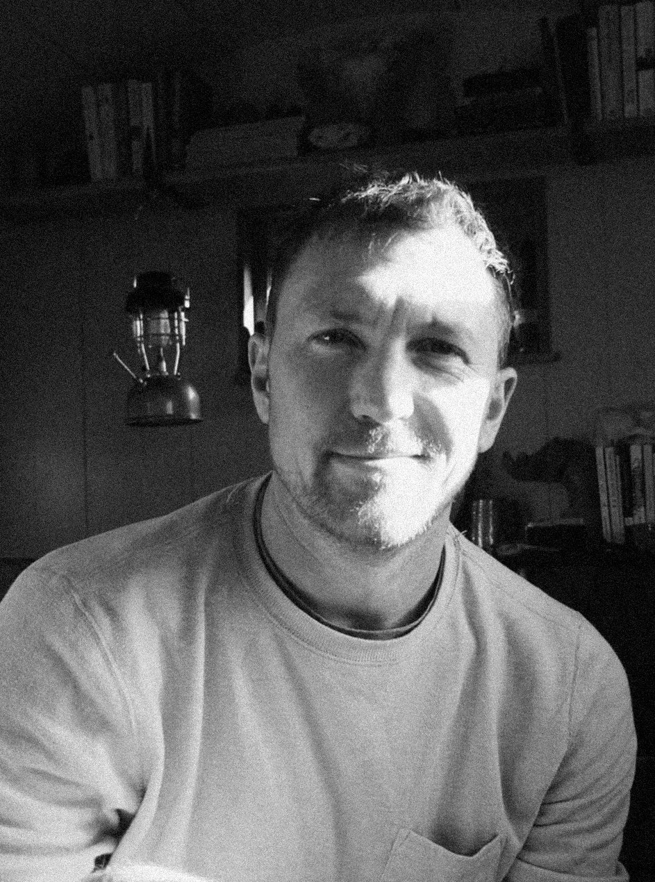 WhatsApp Image 2025-12-05 at 17.53.54.jpg