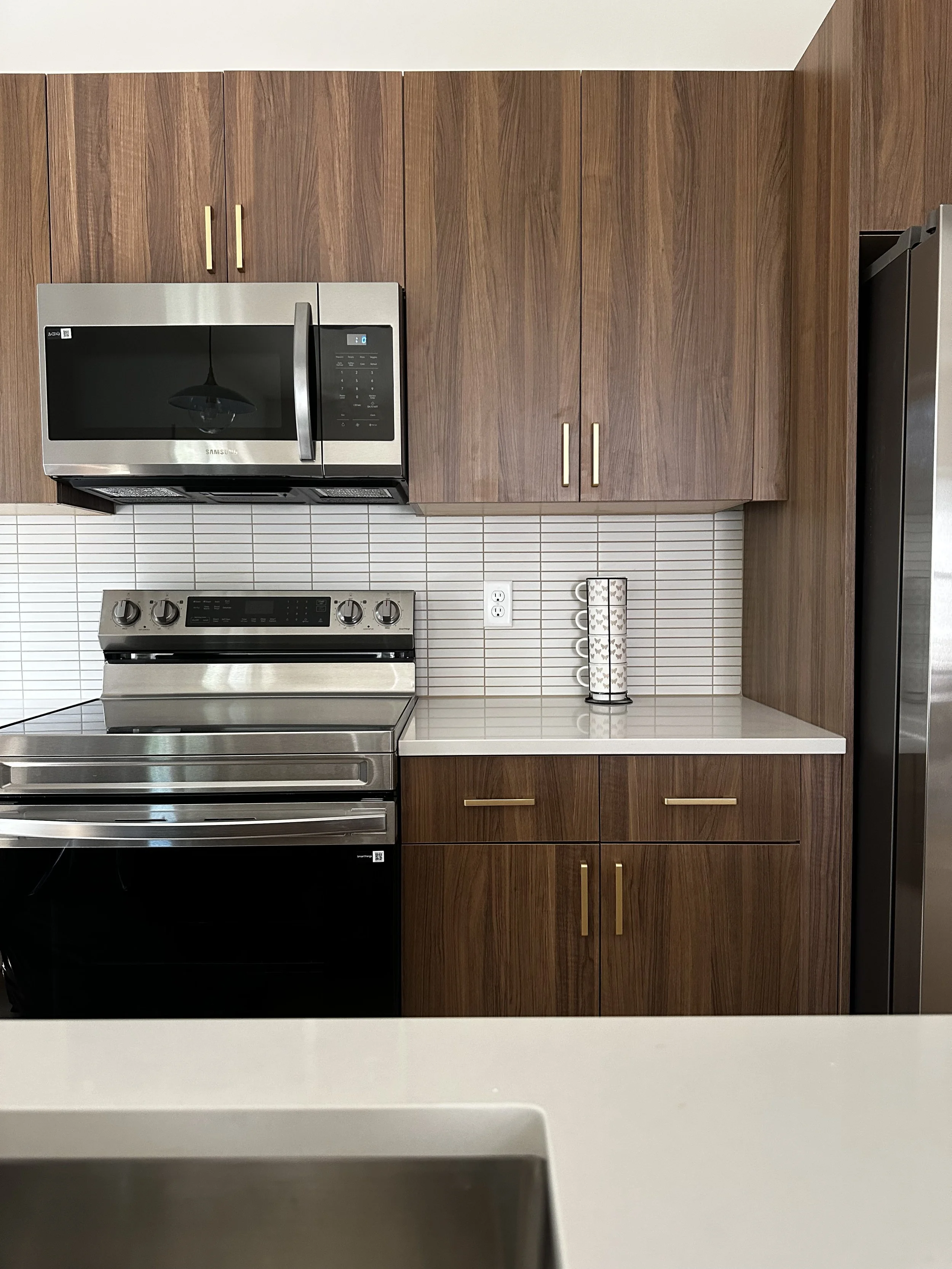 Spec Build Modern Kitchen Rondhouse R+R Cincinnati