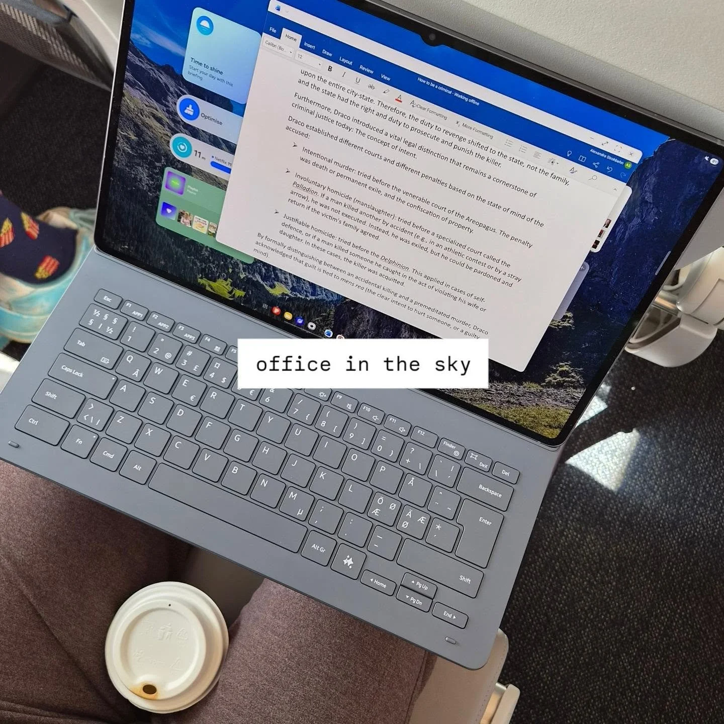 Writing in the sky this morning ✨️

#thediaryofacriminologist