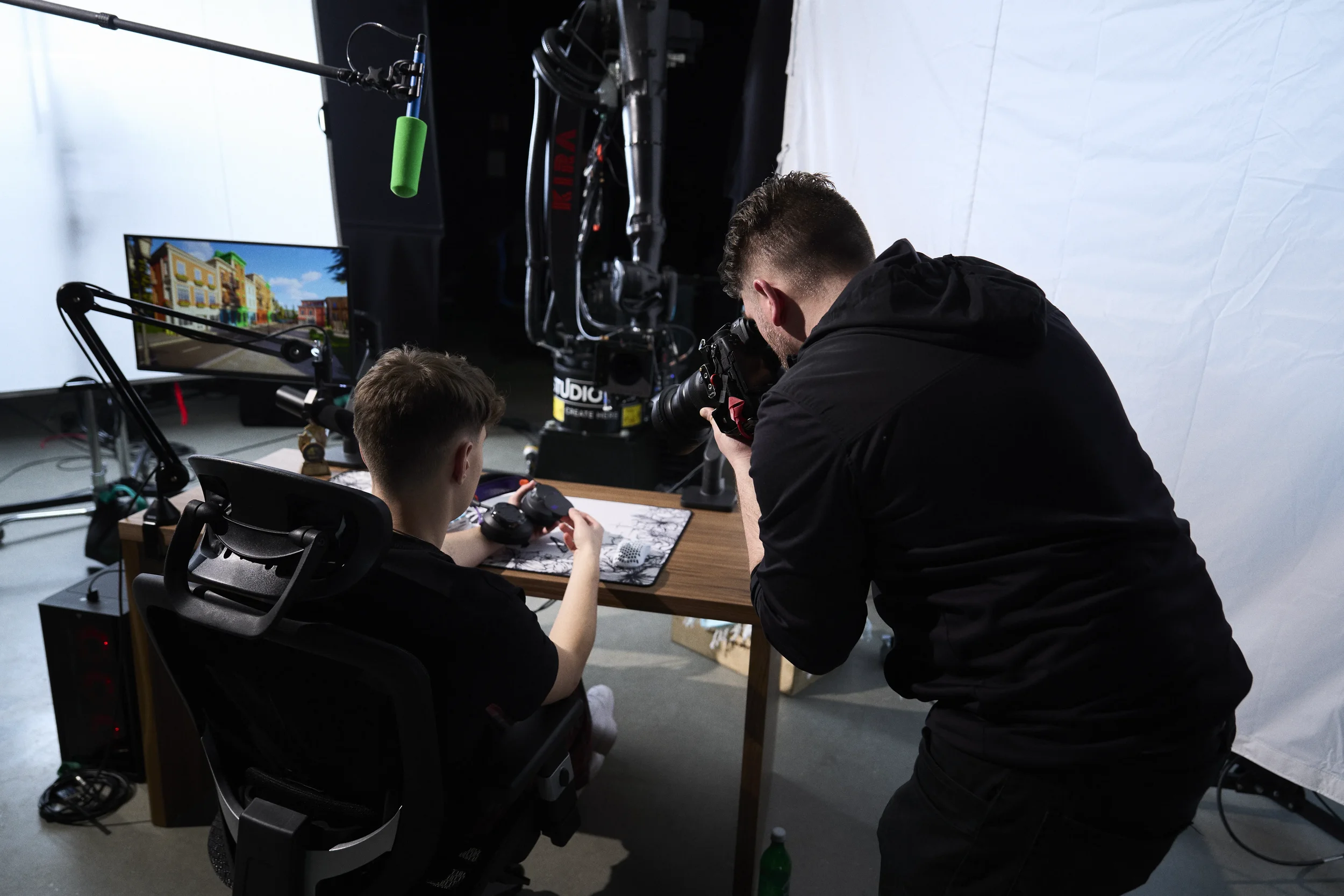 JBL_Quantum_BTS-0439.webp