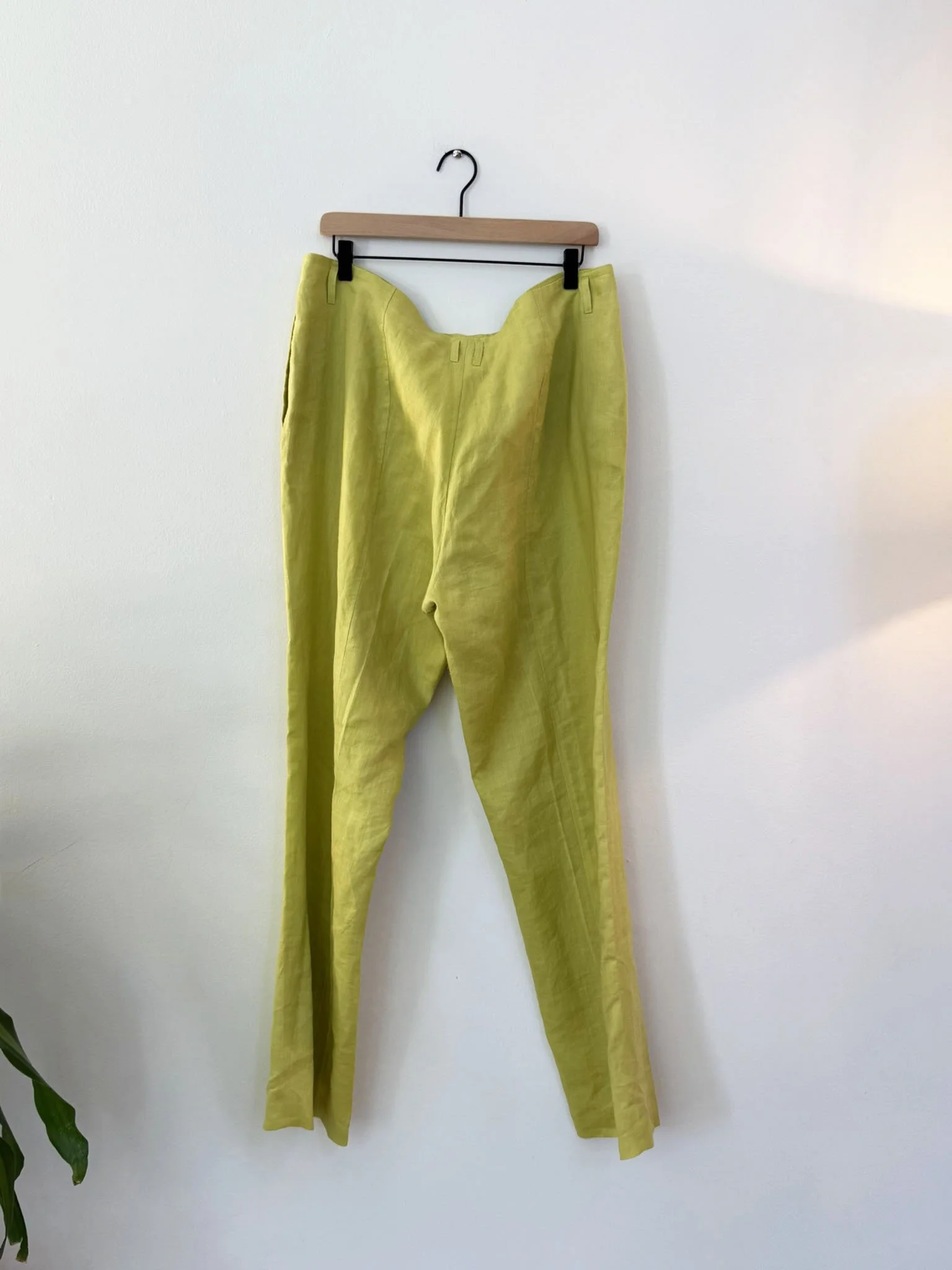 lime linen pants back.jpg