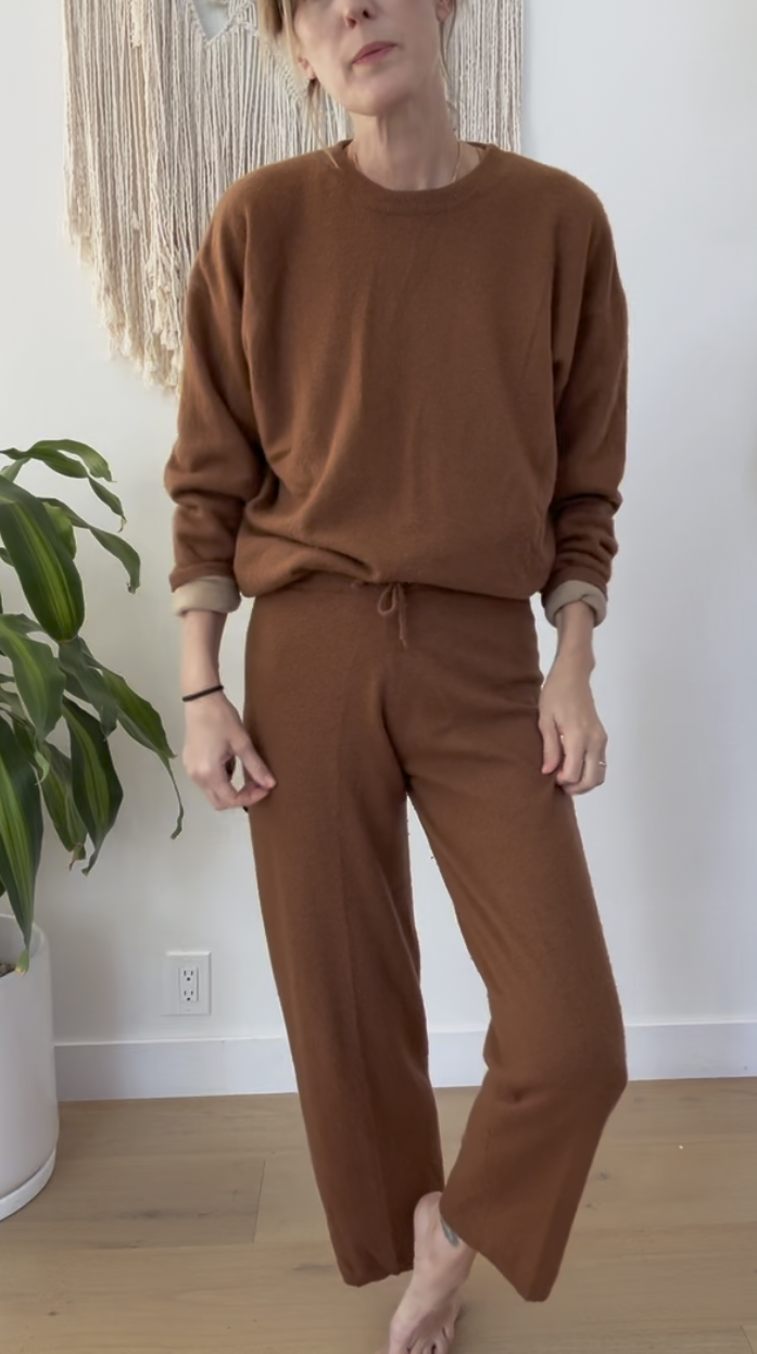 Cashmere sweatsuit modeled.png