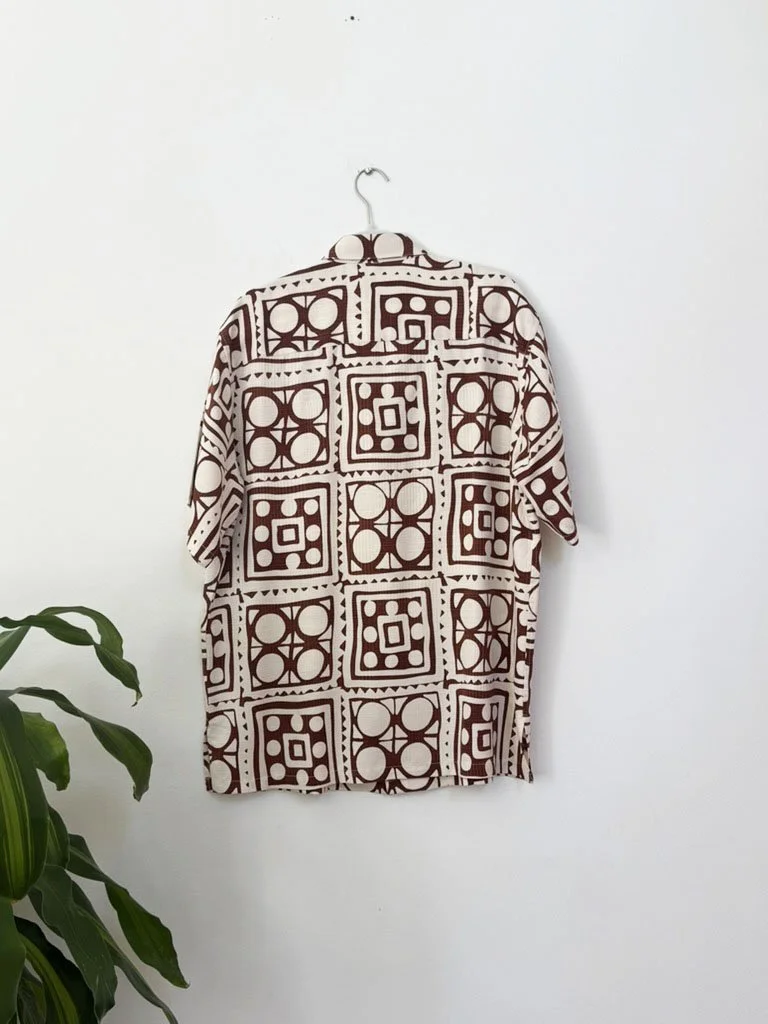 Hawaiian silk men's shirt back.jpg