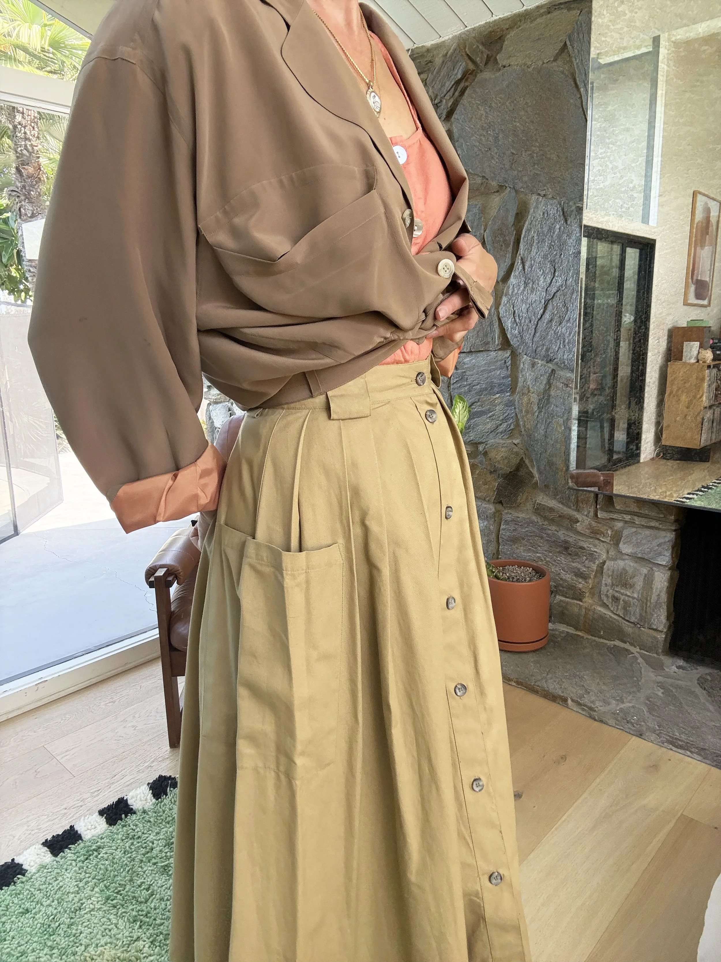 Khaki cotton skirt model2.jpg
