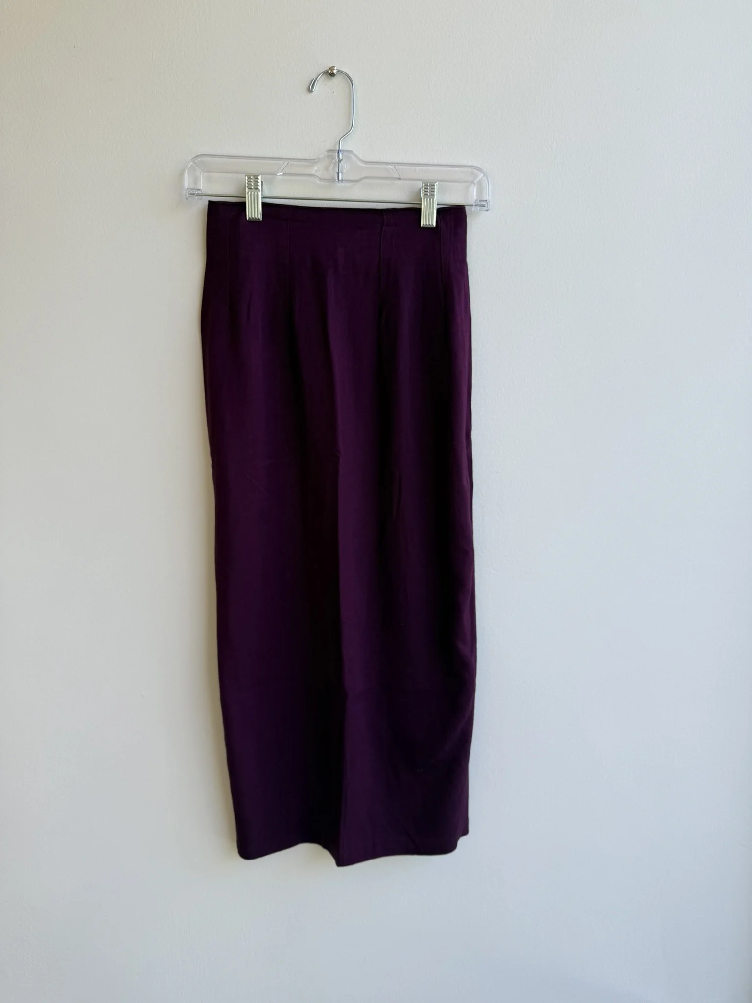 1980s Fuchsia Pencil Skirt