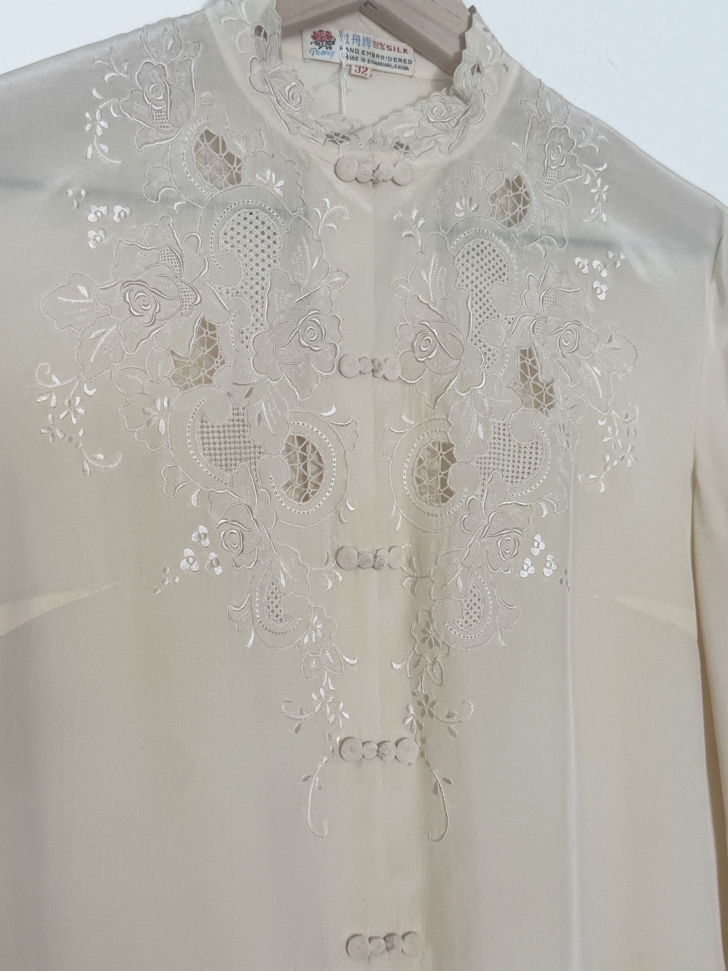 Silk embroidered blouse details copy.jpg
