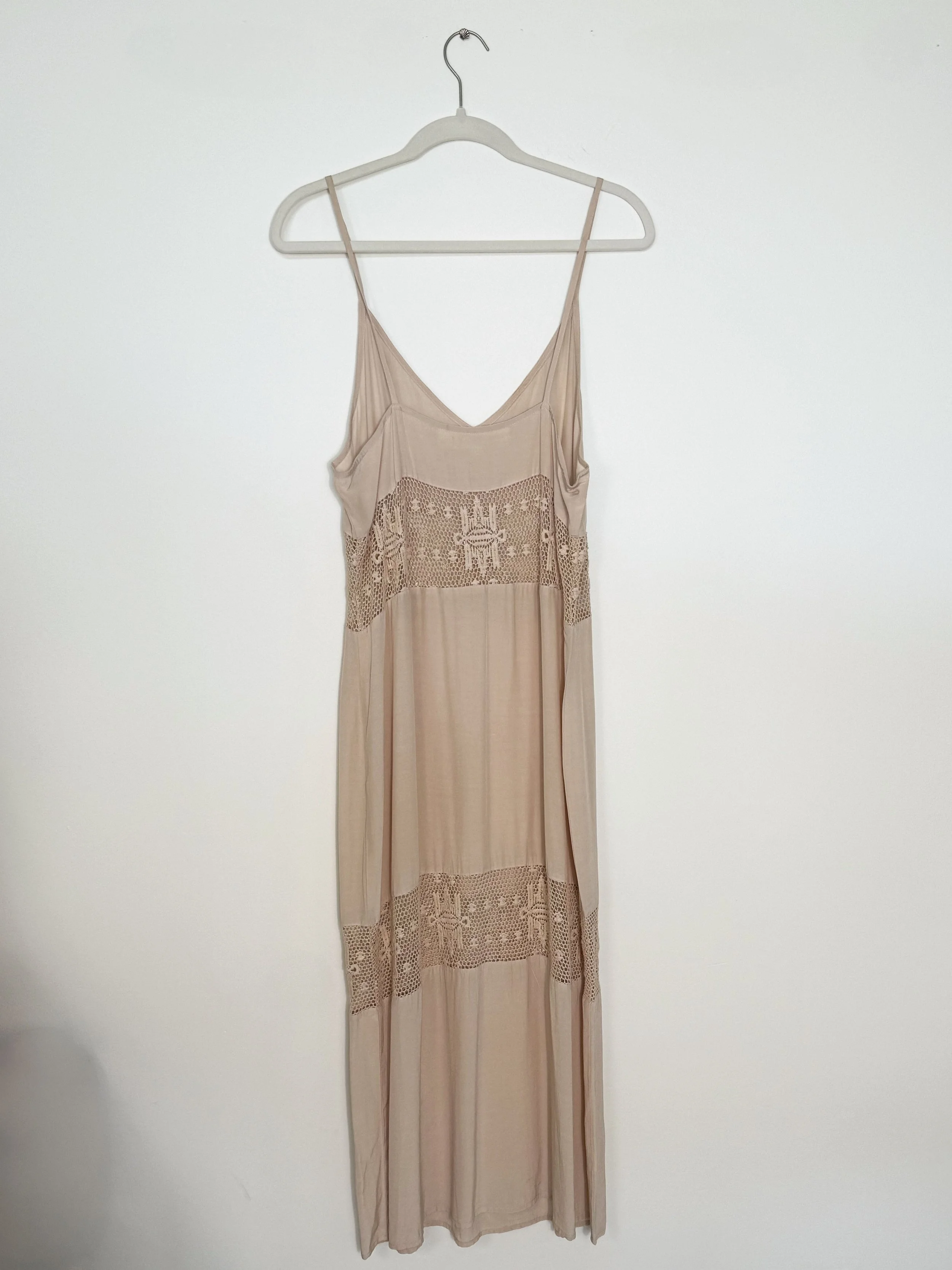 Cut out slip dress back.jpg