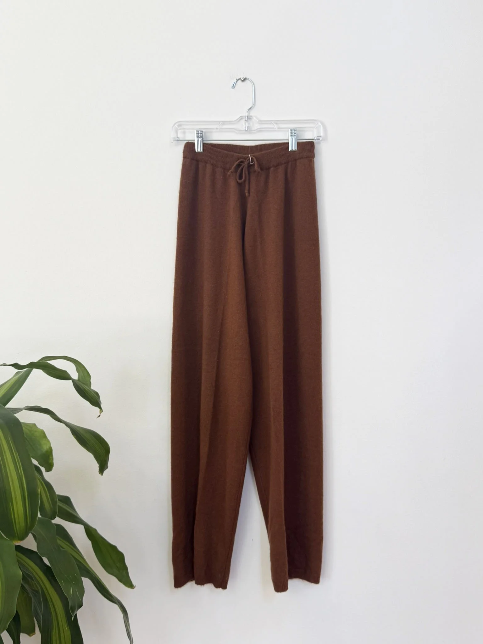 Cashmere sweatsuit pant.jpg
