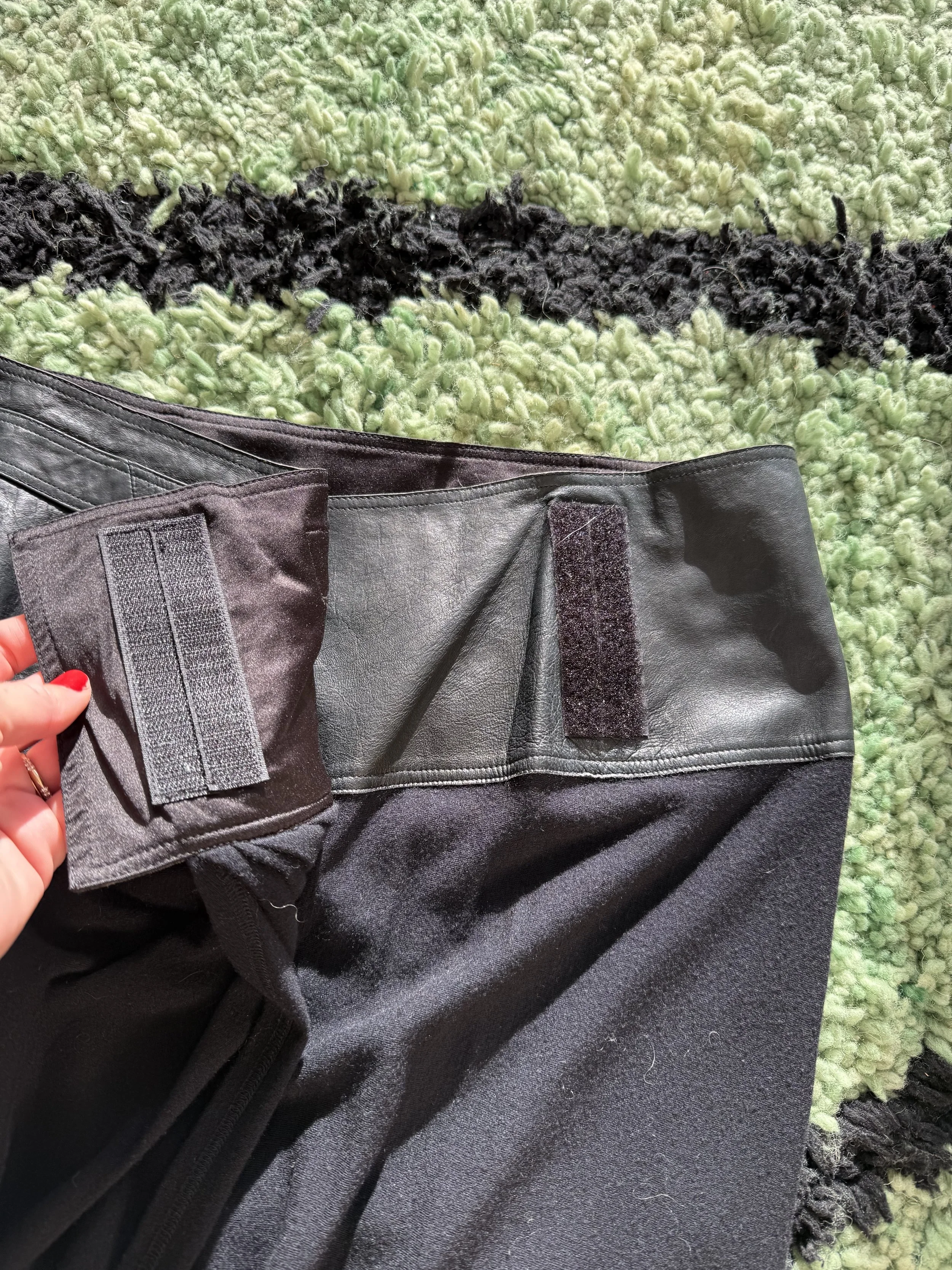 Donna Karan velcro closure.jpeg