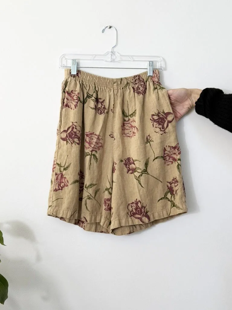 floral linen bermuda shorts pocket.jpg