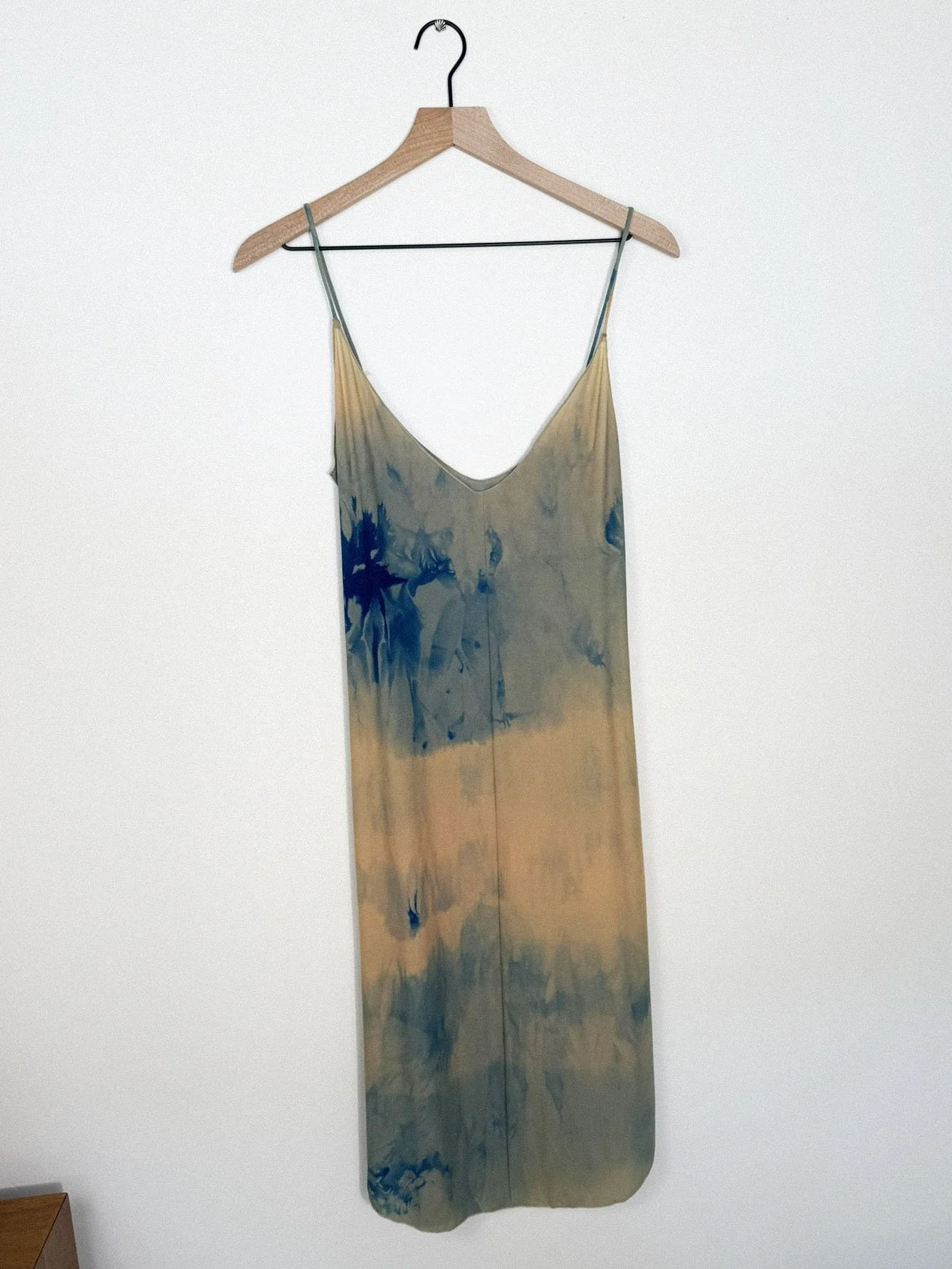 blue tie dye slip dress back.jpg