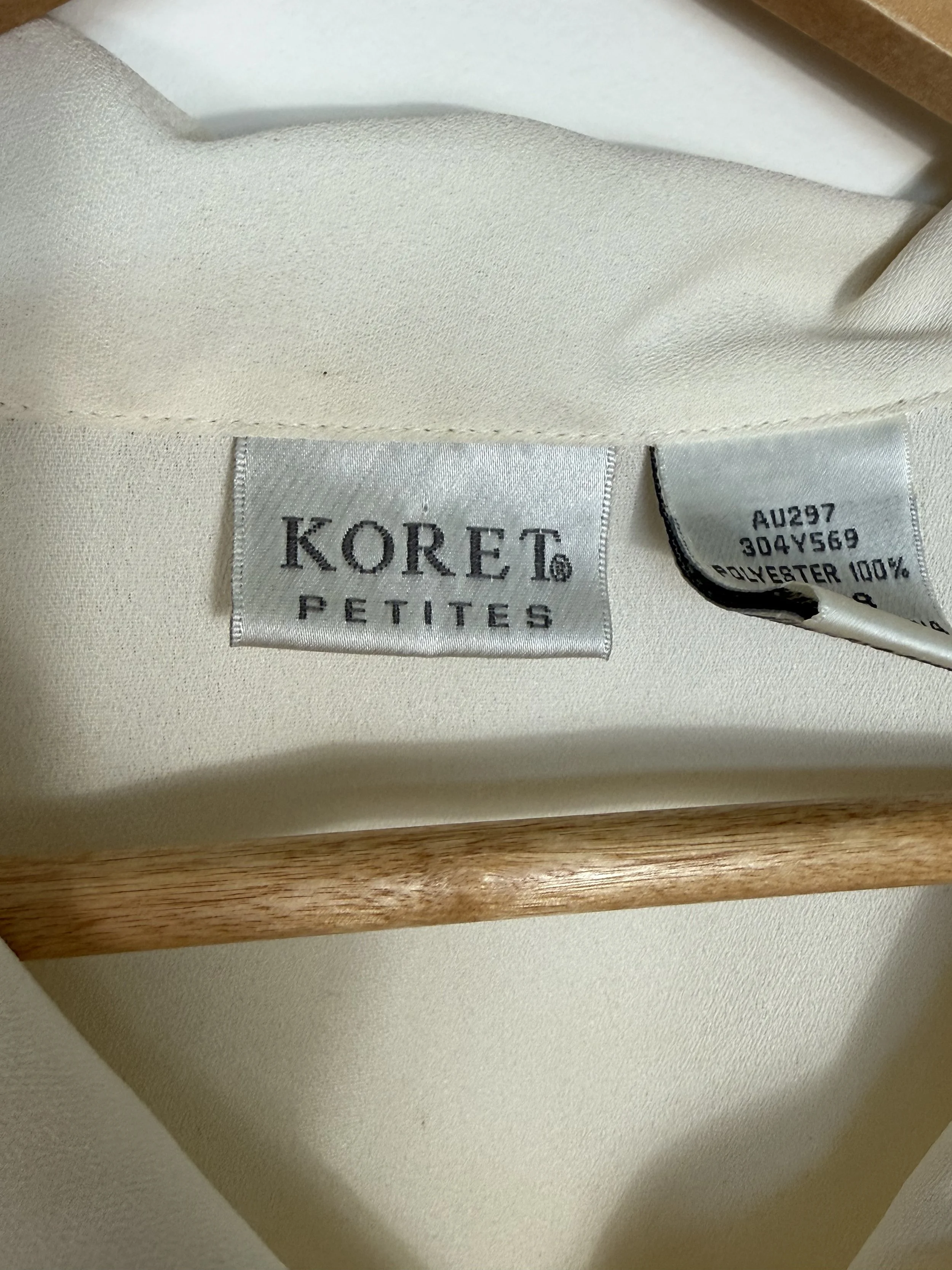 poly floral tag.jpeg