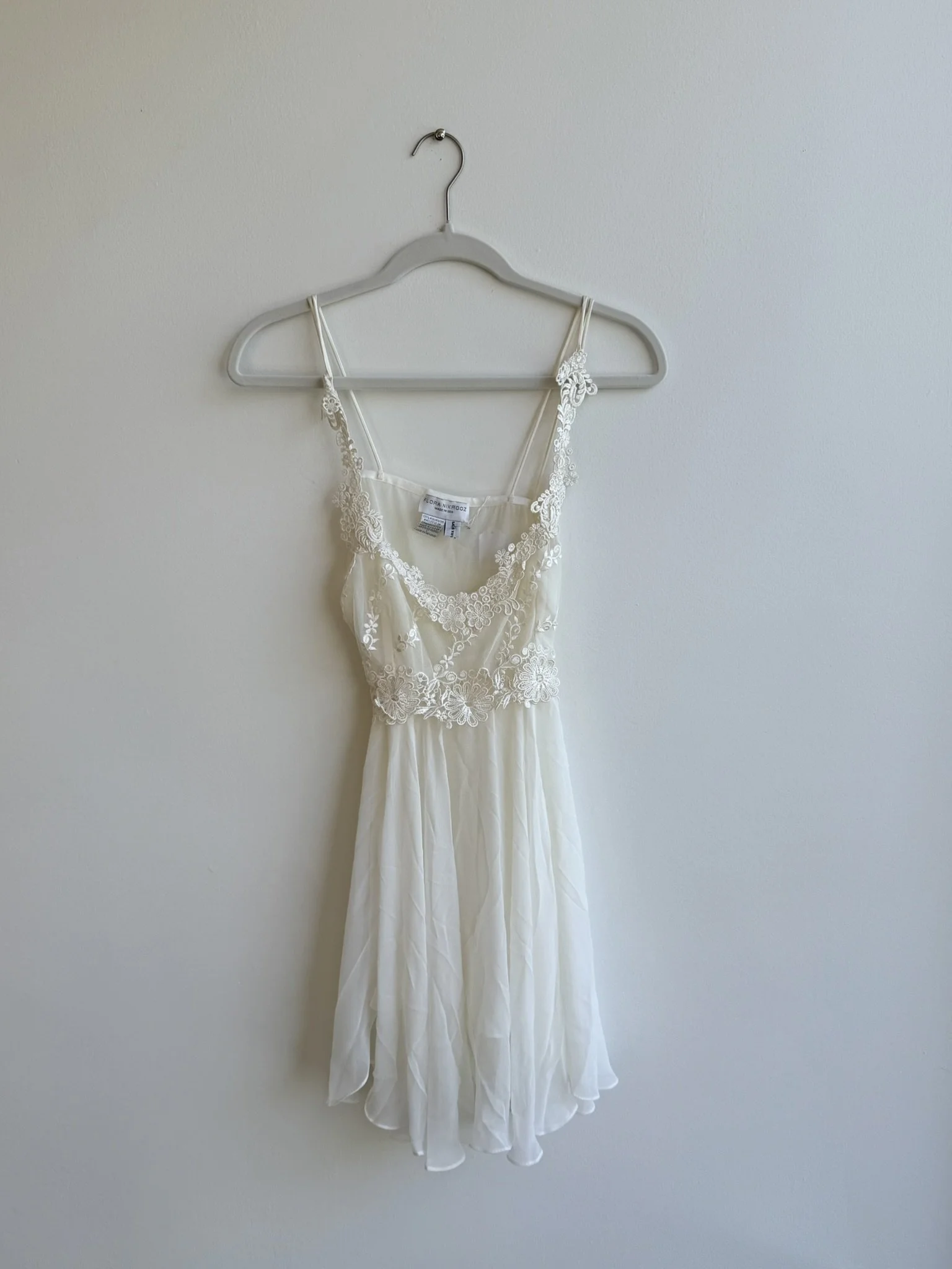 1980s Flora Nikrooz Floral Embroidered Nightie