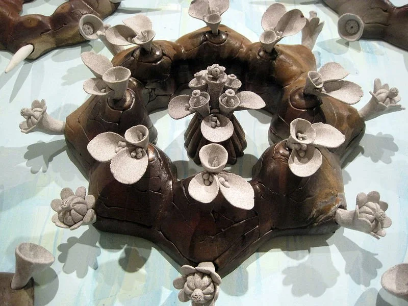 Motion and Rest, Centerpiece.jpg