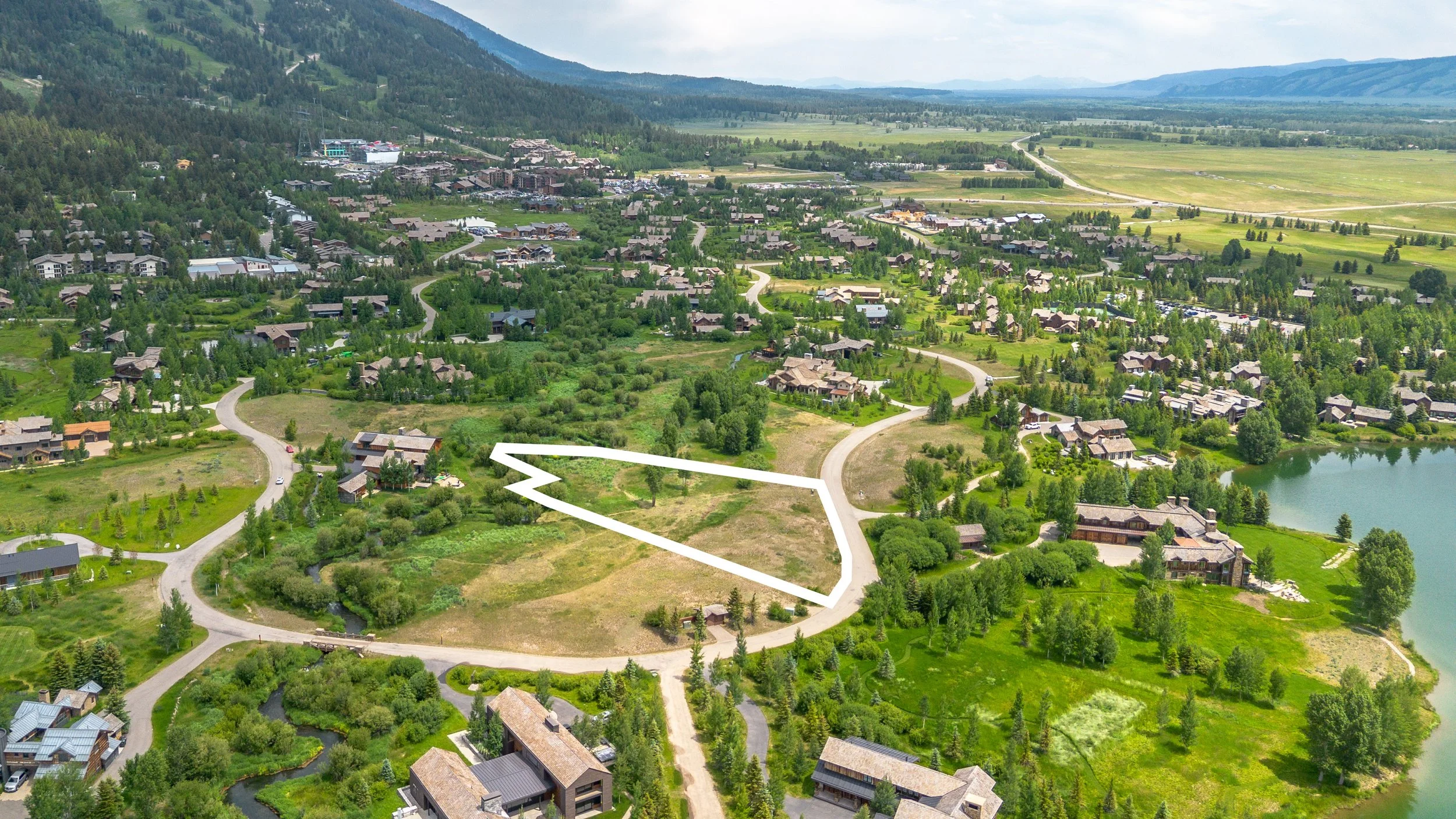 6. Lot 38 Overview looking North (1).jpg