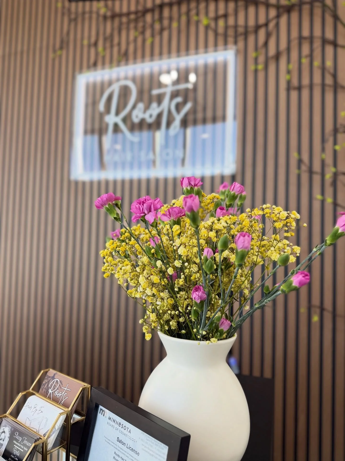 Groundhog: six more weeks of winter 🐿️
Us: adds spring flowers anyway 🌸
Come soak up the spring energy early 🤍
DM to book or snag your SPRING appointment now. 💐