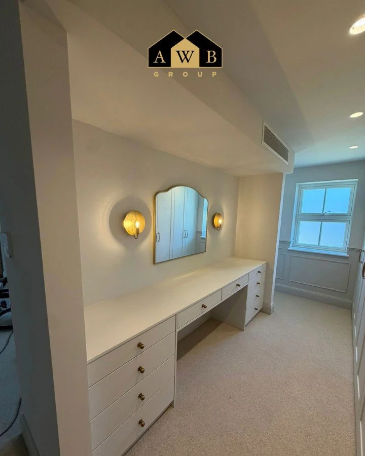 🛁 As we near completion the bespoke joinery and bathrooms are looking stunning and ready for its new owners to start making the most out of it. 🪞

@dbstructural
@tbsbrick
@coatpaints

#bathroom ideas #dressingroomideas #bespokejoinery #tilingideas 
