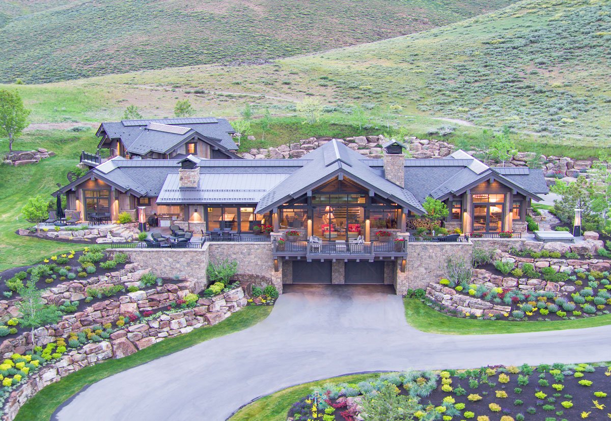 White Clouds Residence