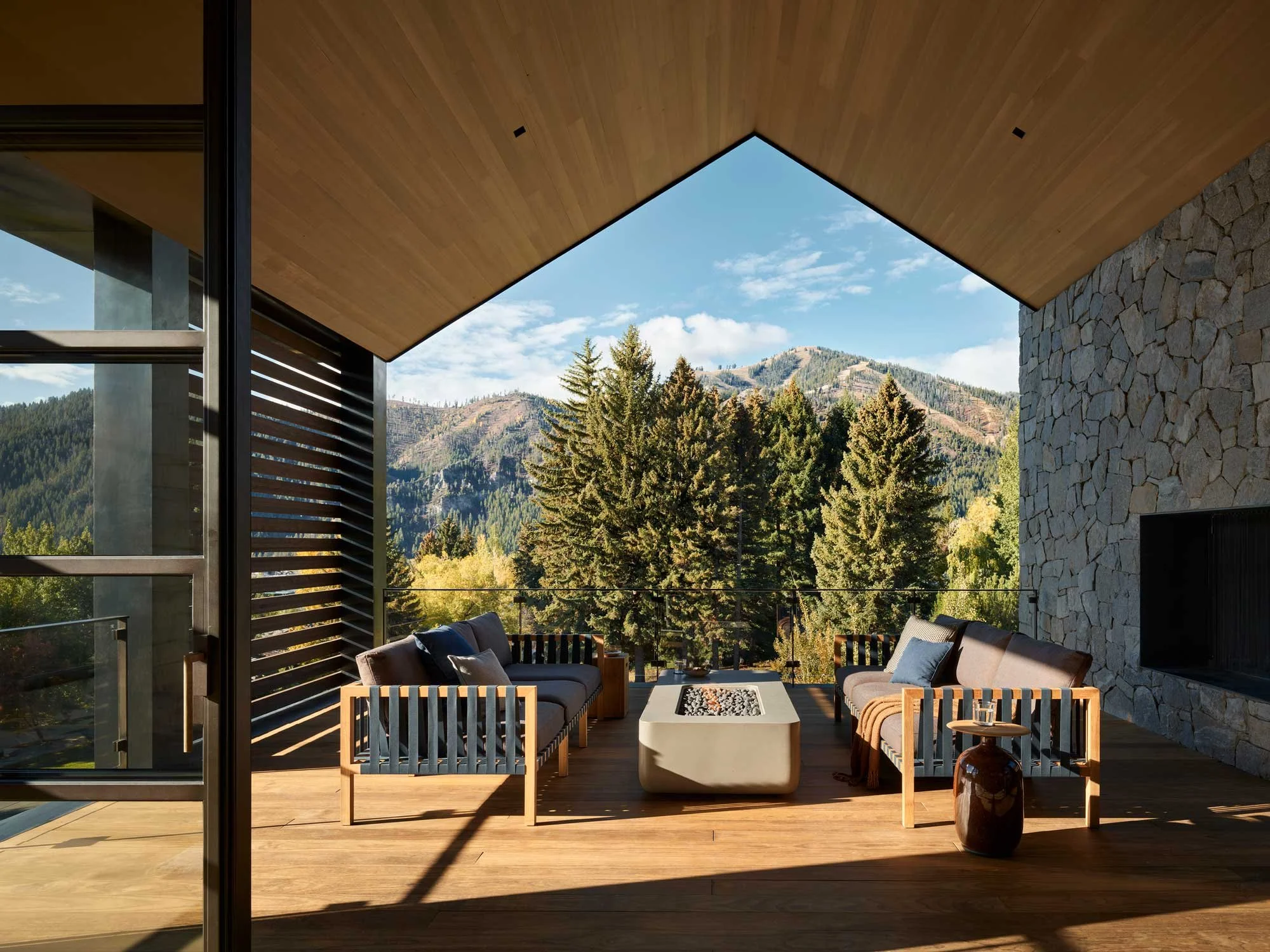 CLB-Knob_Hill-1855-web.jpg