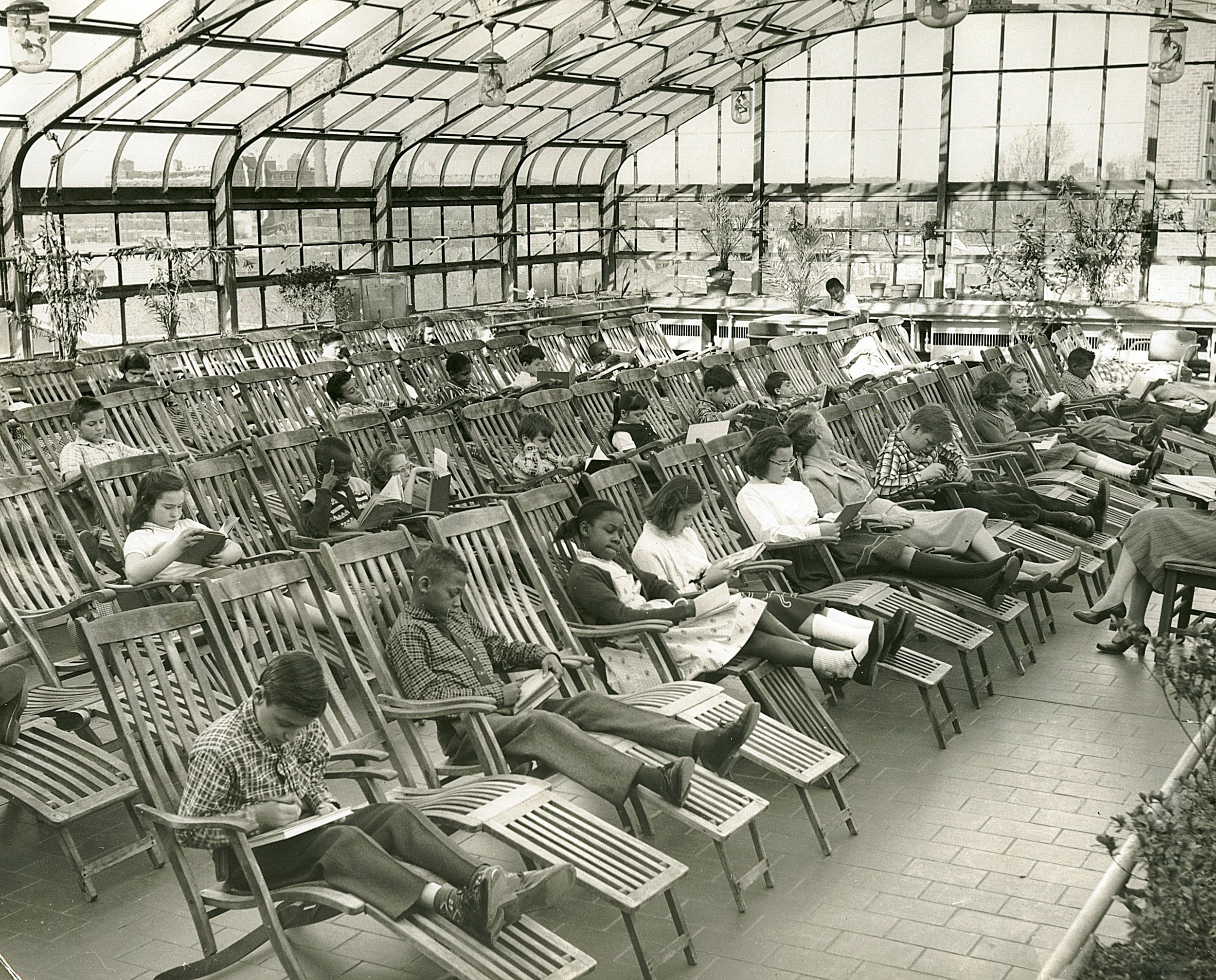 Students in the solarium, added in 1939