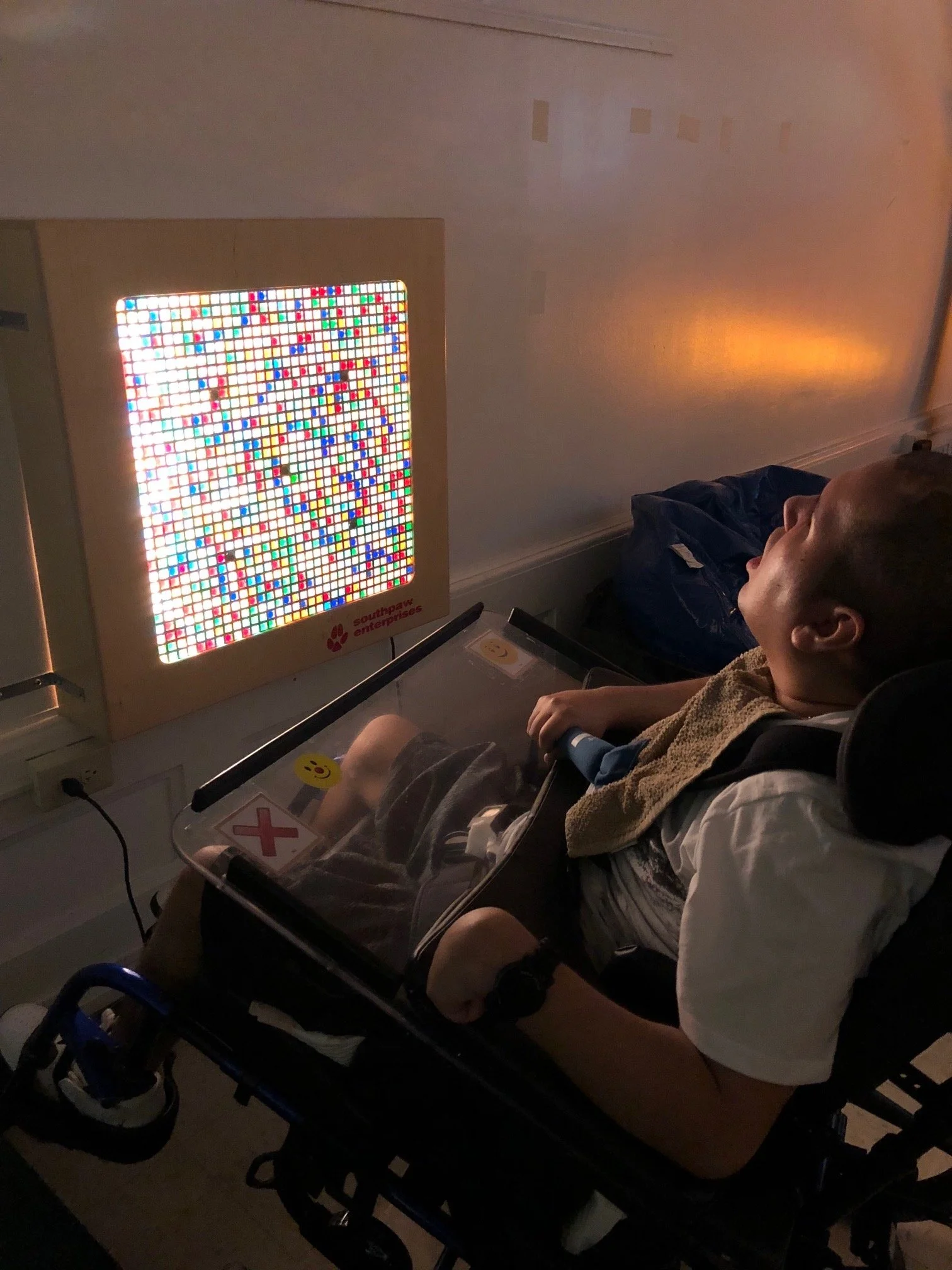 The multisensory room with its lights and fiber optics