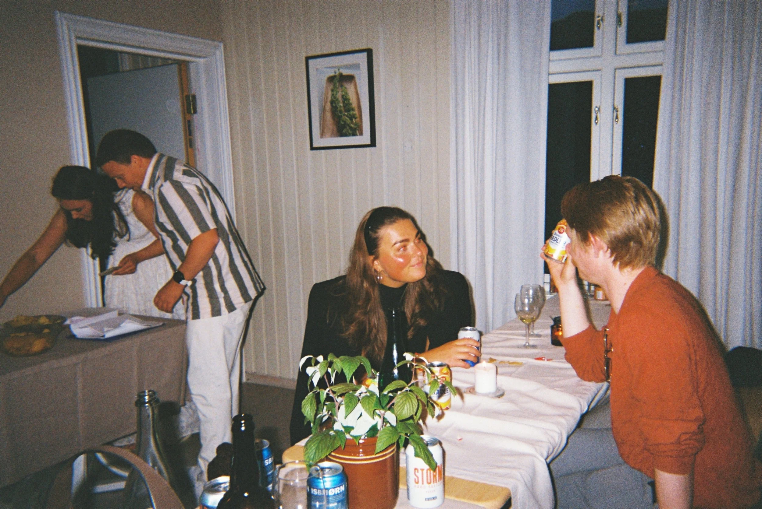 C009367-R1-26-00A.JPG