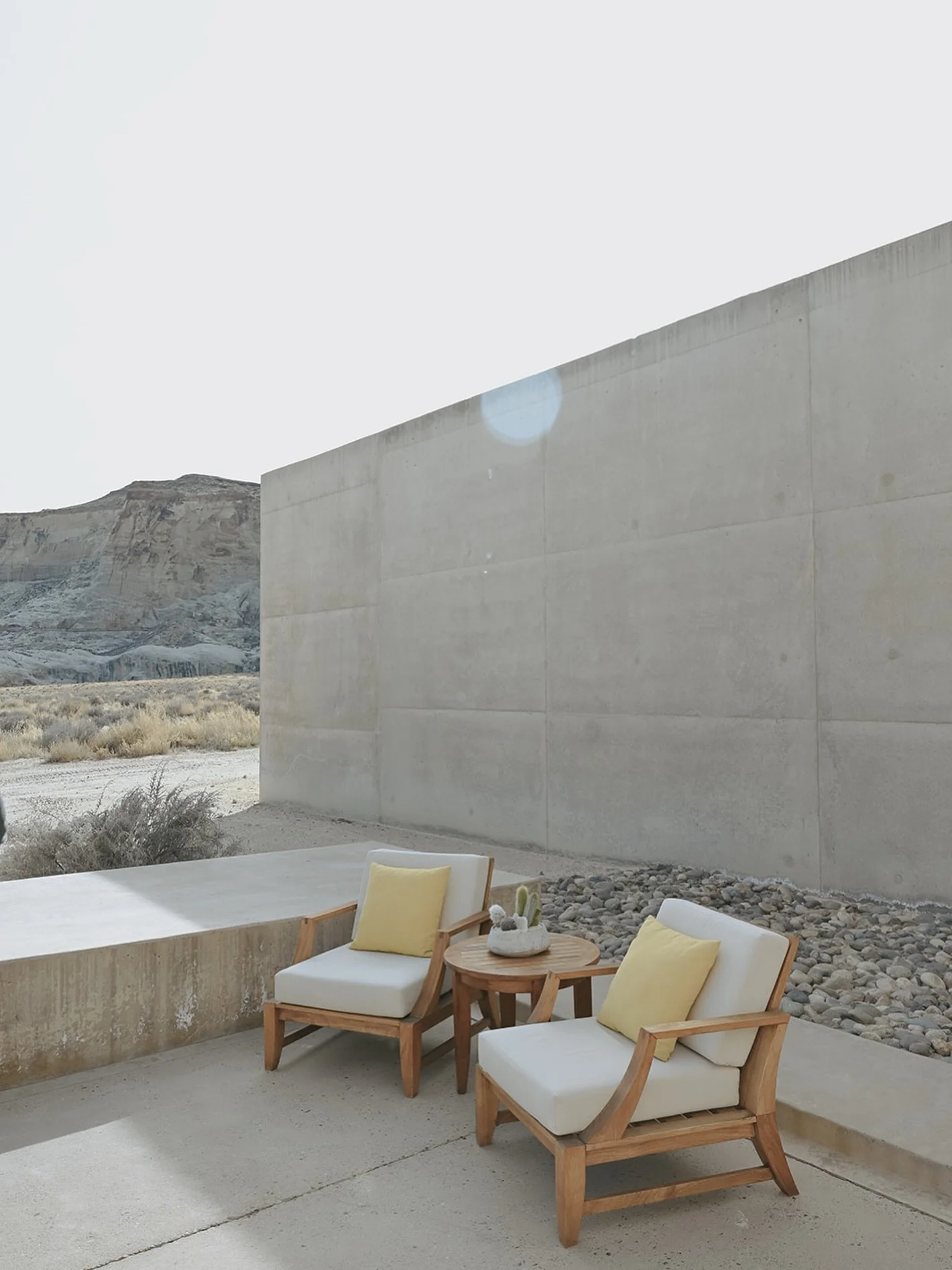 Field &rarr; Form.

Before definition. Before gathering. Before anything is asked of the space.

It starts with restraint, pacing, and presence. What follows is secondary to how it&rsquo;s felt.

Photo by @foxtailsphotography

#experientialdesign
#sp