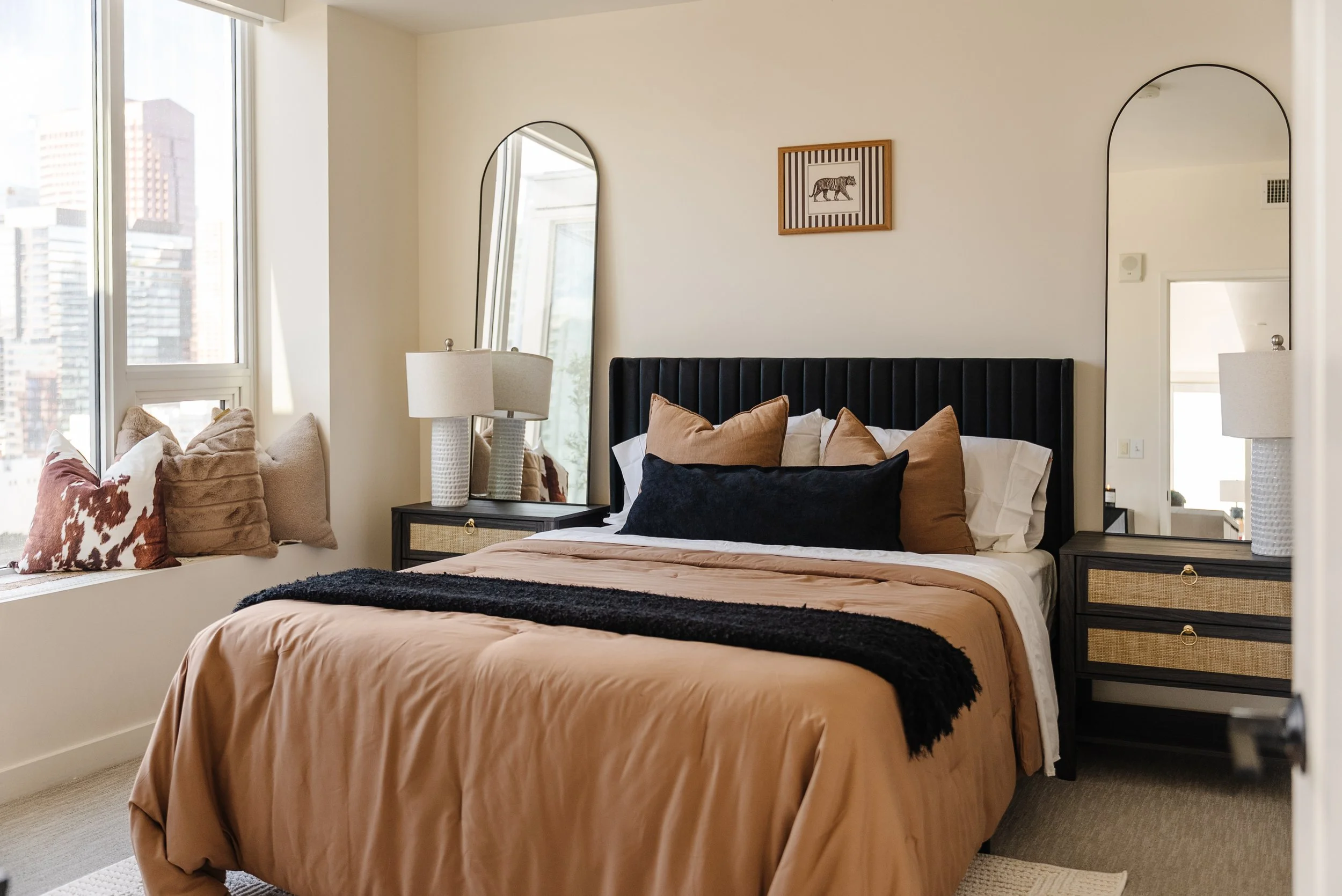 1050 S Grand 1901-59.jpg