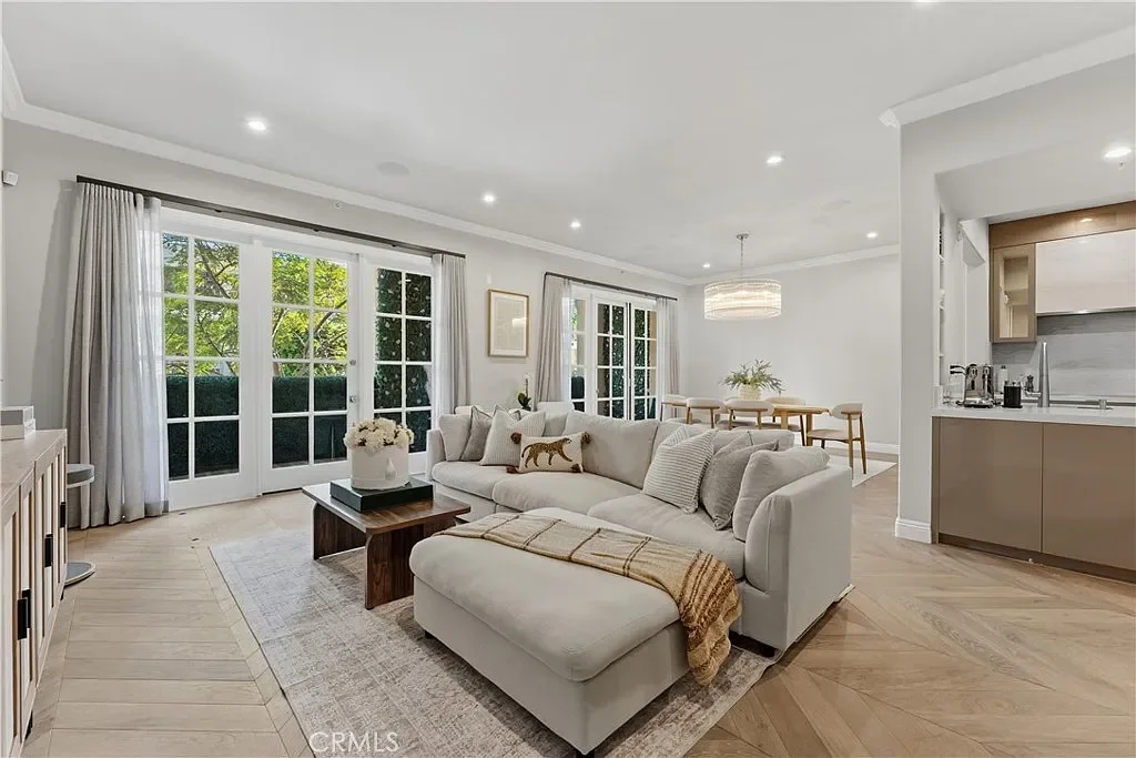 11500 San Vicente_4.webp