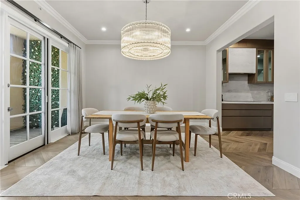 11500 San Vicente_3.webp