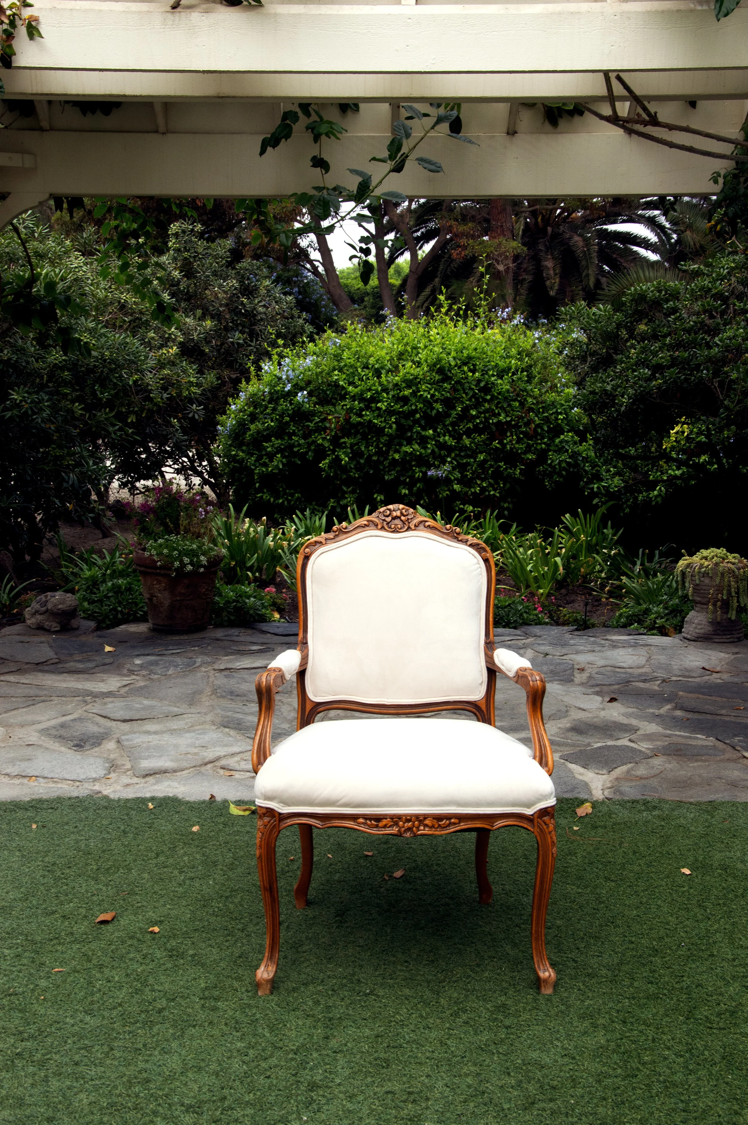 Wood Trim D Ivory Fabric w Arms.jpg